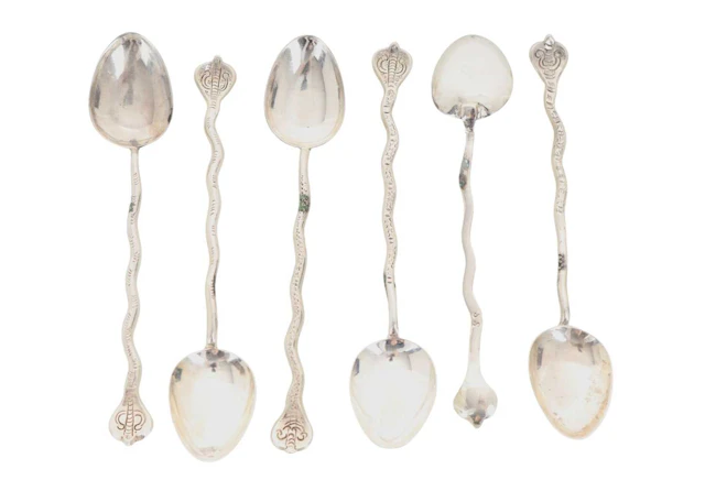 SET OF SIX SIAMESE SILVER COFFEE SPOONS, MID 20TH CENTURY AND OTHER ITEMS