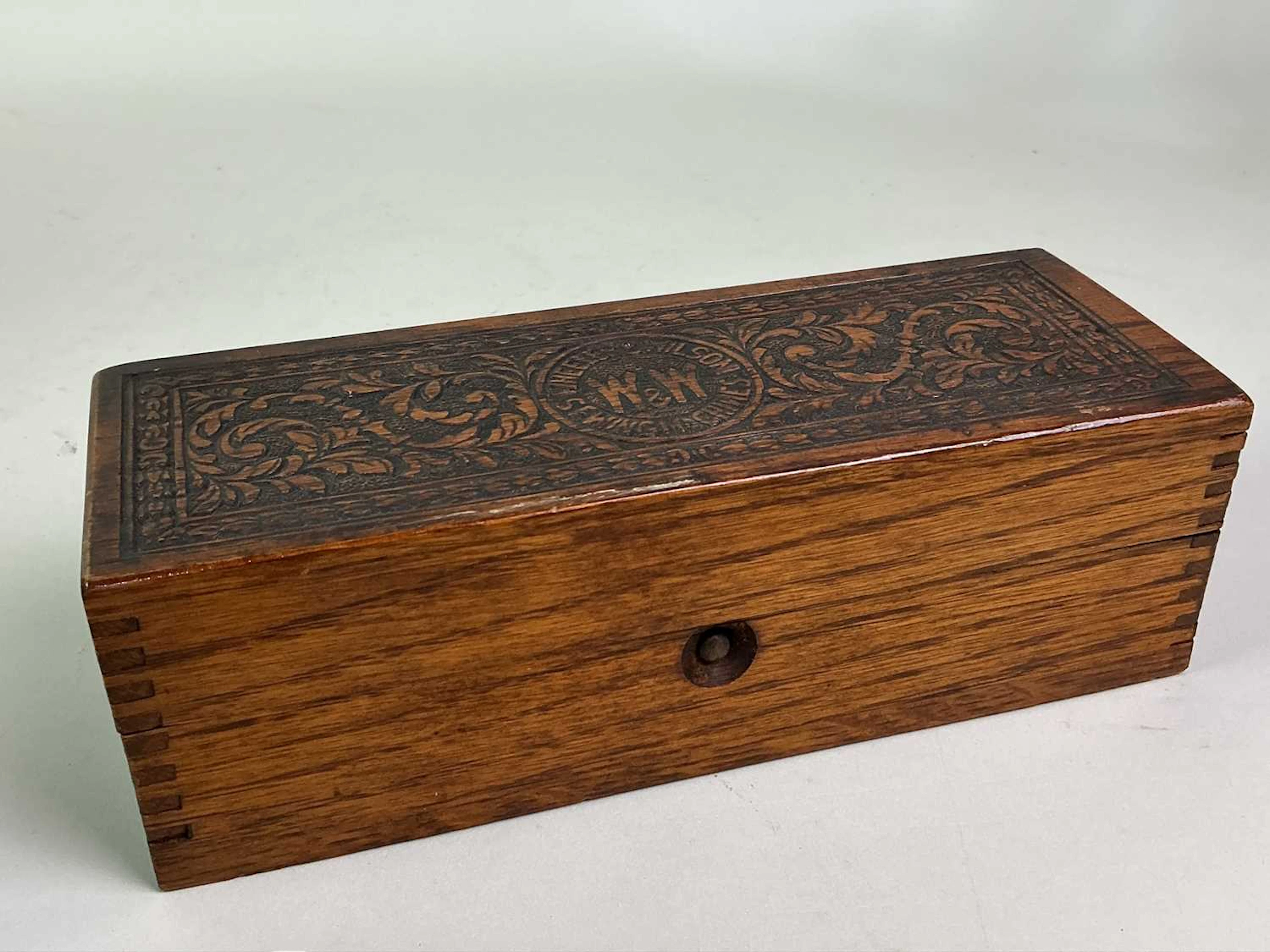 WHEELER & WILSON SINGER SEWING MACHINES ADVERTISING BOX ALONG WITH