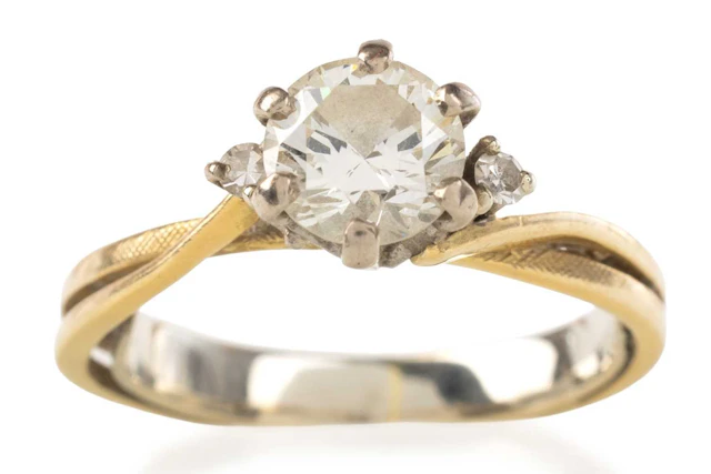 DIAMOND DRESS RING EARLY/MID 20TH CENTURY