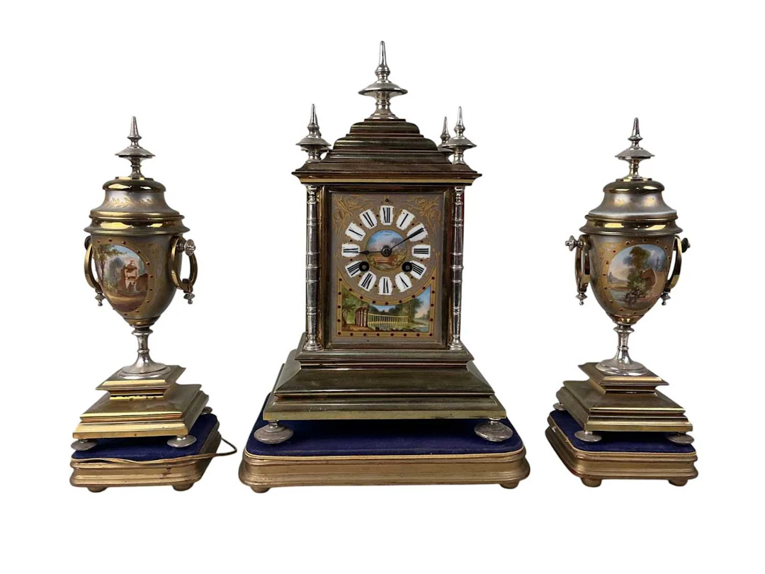 GILT METAL CLOCK GARNITURE SET MID/LATE 20TH CENTURY