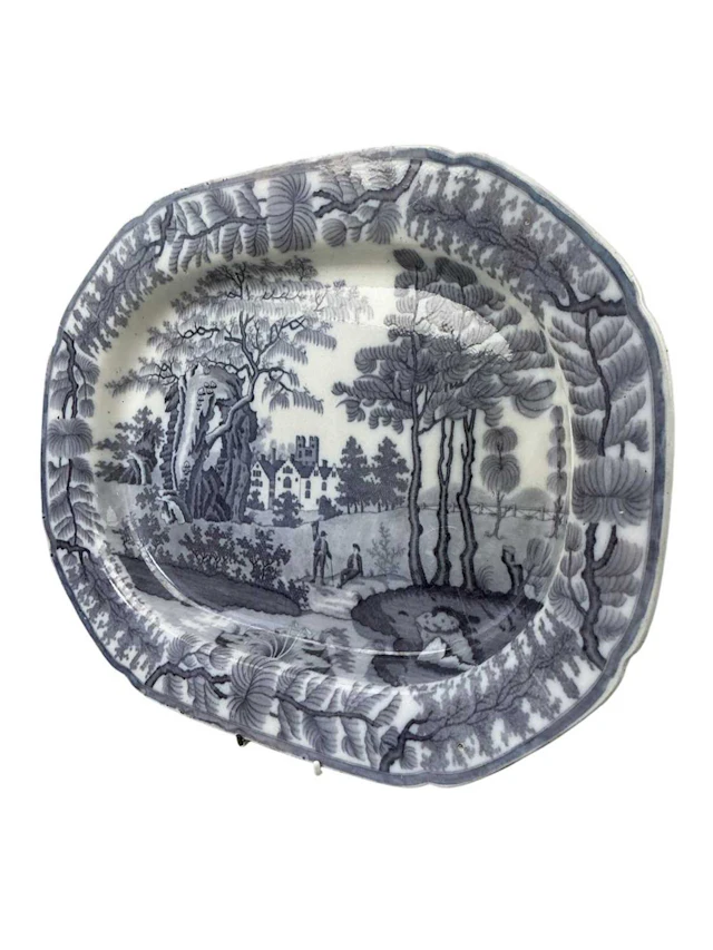 LARGE DAVENPORT ASHET EARLY 19TH CENTURY