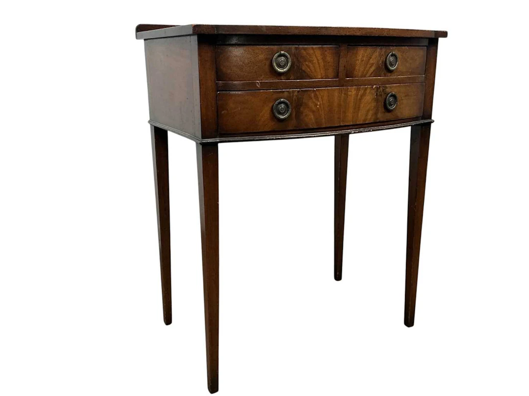 MAHOGANY BOWFRONTED SIDE TABLE LATE 20TH CENTURY