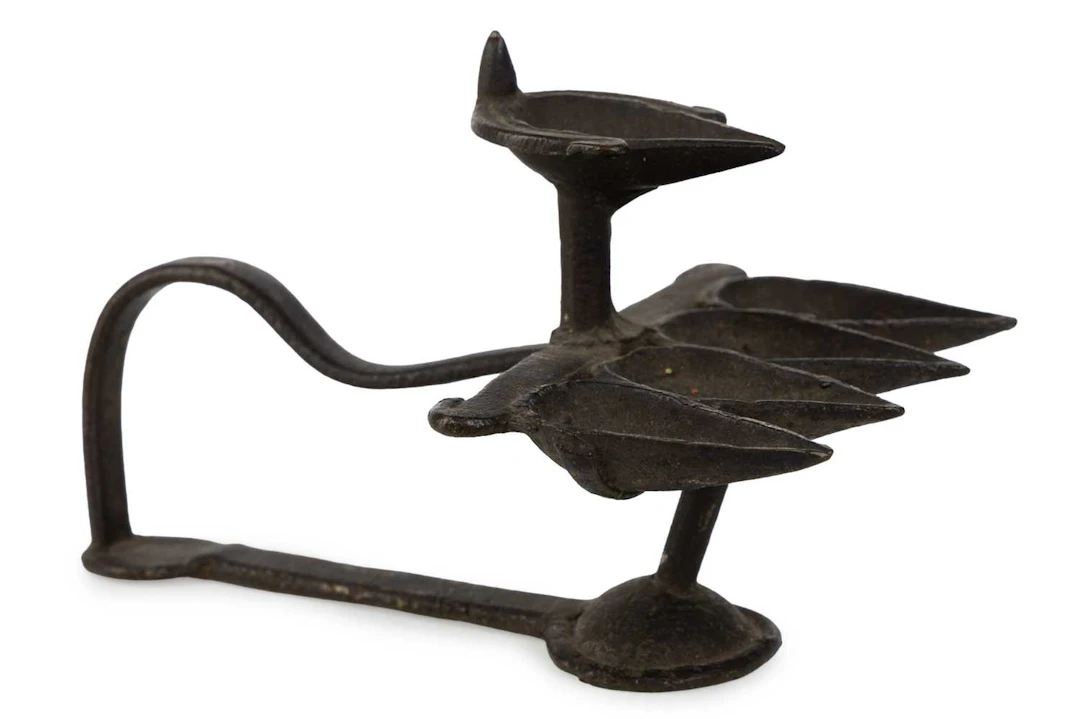 INDIAN BRONZE OIL LAMP LATE 18TH/EARLY 19TH CENTURY