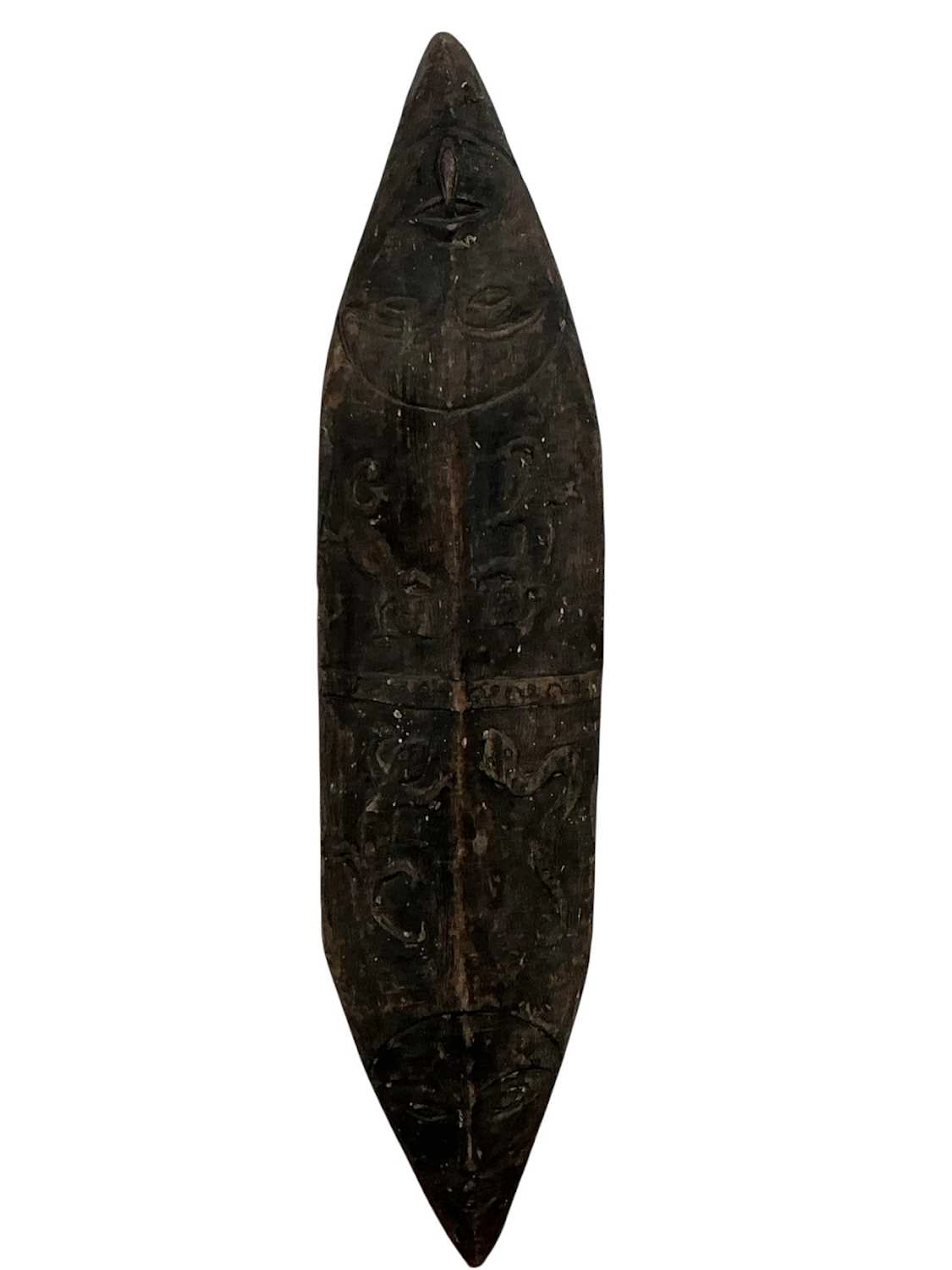 PAPUA NEW GUINEA TRIBAL SHIELD EARLY TO MID 20TH CENTURY
