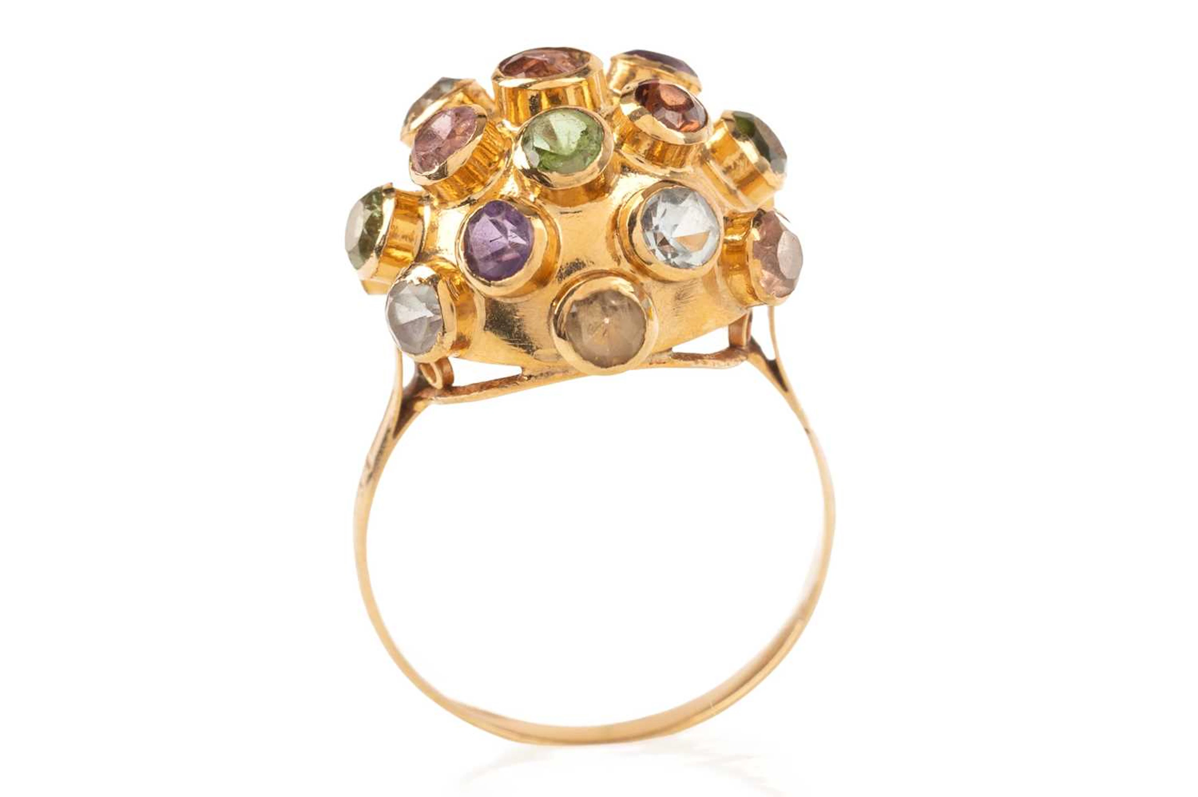 GEM SET SPHERE RING MID/LATE 20TH CENTURY
