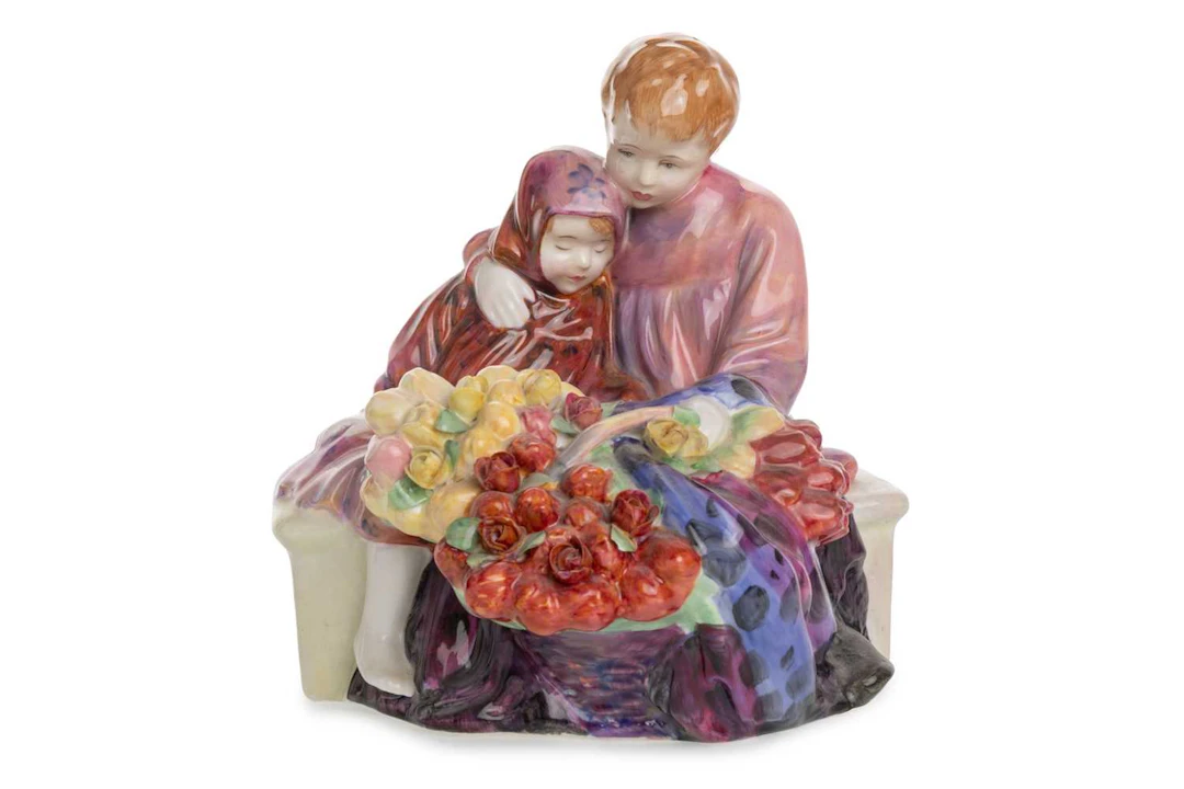 ROYAL DOULTON FIGURE OF THE FLOWER SELLERS CHILDREN LATE 20TH CENTURY
