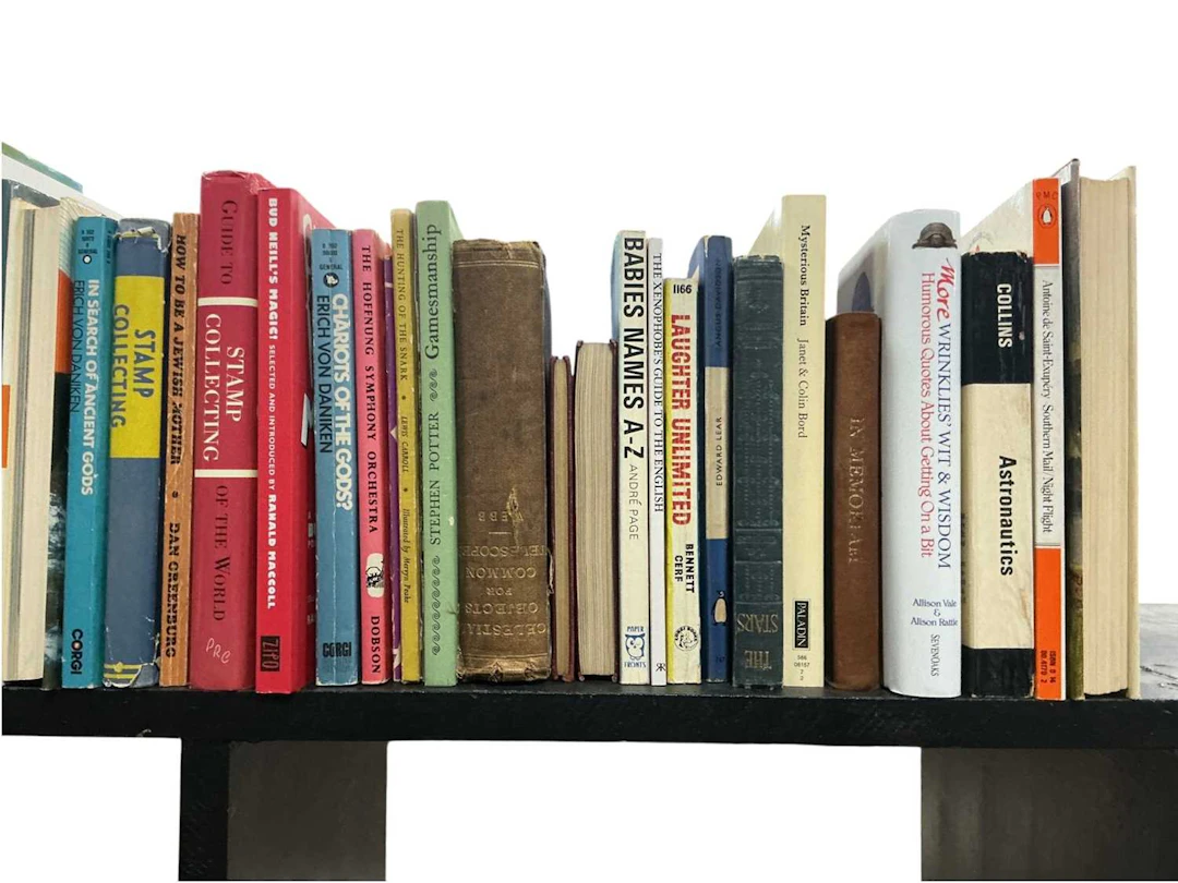 LARGE COLLECTION OF BOOKS MID/LATE 20TH CENTURY AND LATER