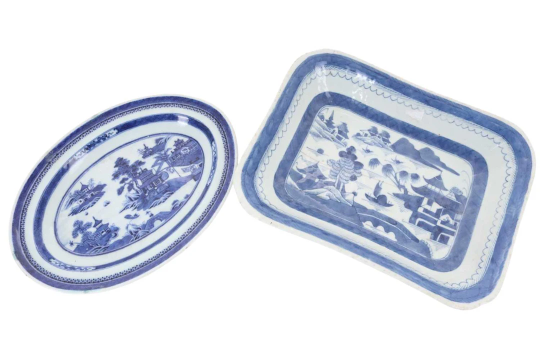 GROUP OF CHINESE BLUE AND WHITE PORCELAIN LATE 19TH CENTURY