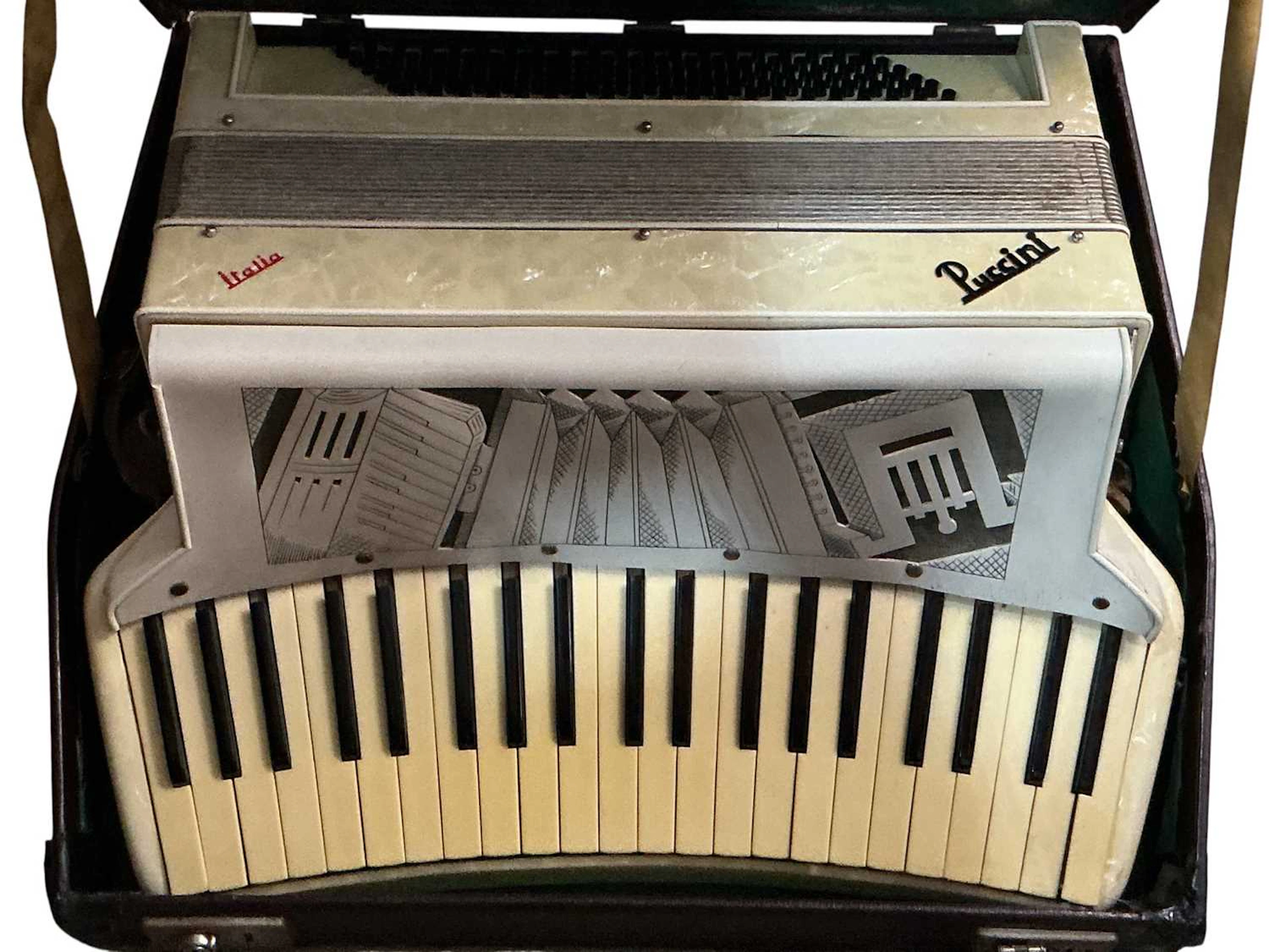 VINTAGE ACCORDION MID/LATE 20TH CENTURY
