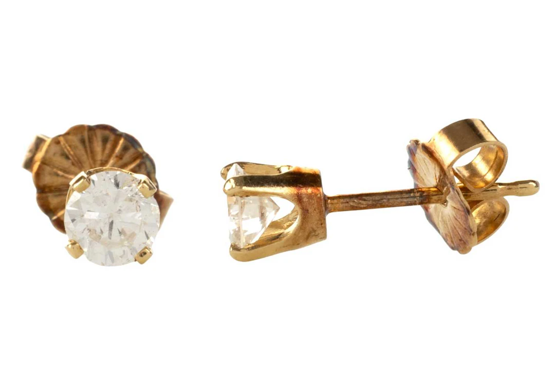 PAIR OF DIAMOND STUD EARRINGS 21ST CENTURY