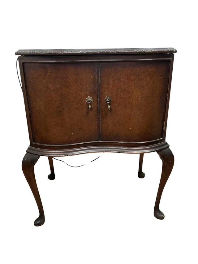 MAHOGANY CASED RADIO RECORD PLAYER MID 20TH CENTURY