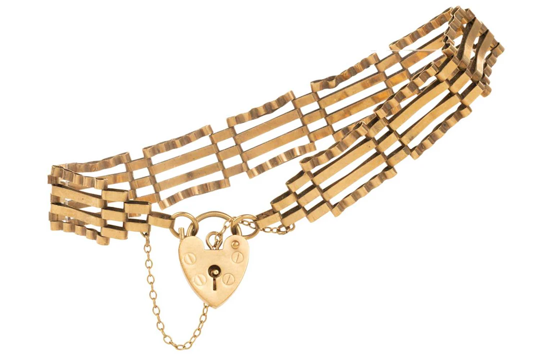 TWO GOLD GATE BRACELETS MID/LATE 20TH CENTURY