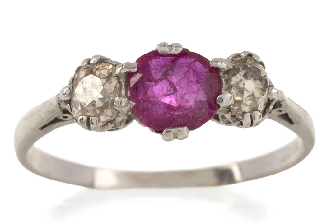 RUBY AND DIAMOND THREE STONE RING MID 20TH CENTURY