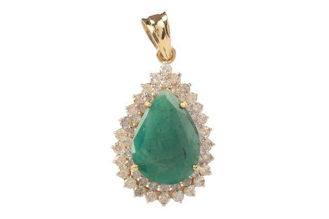 EMERALD AND DIAMOND PENDANT LATE 20TH CENTURY