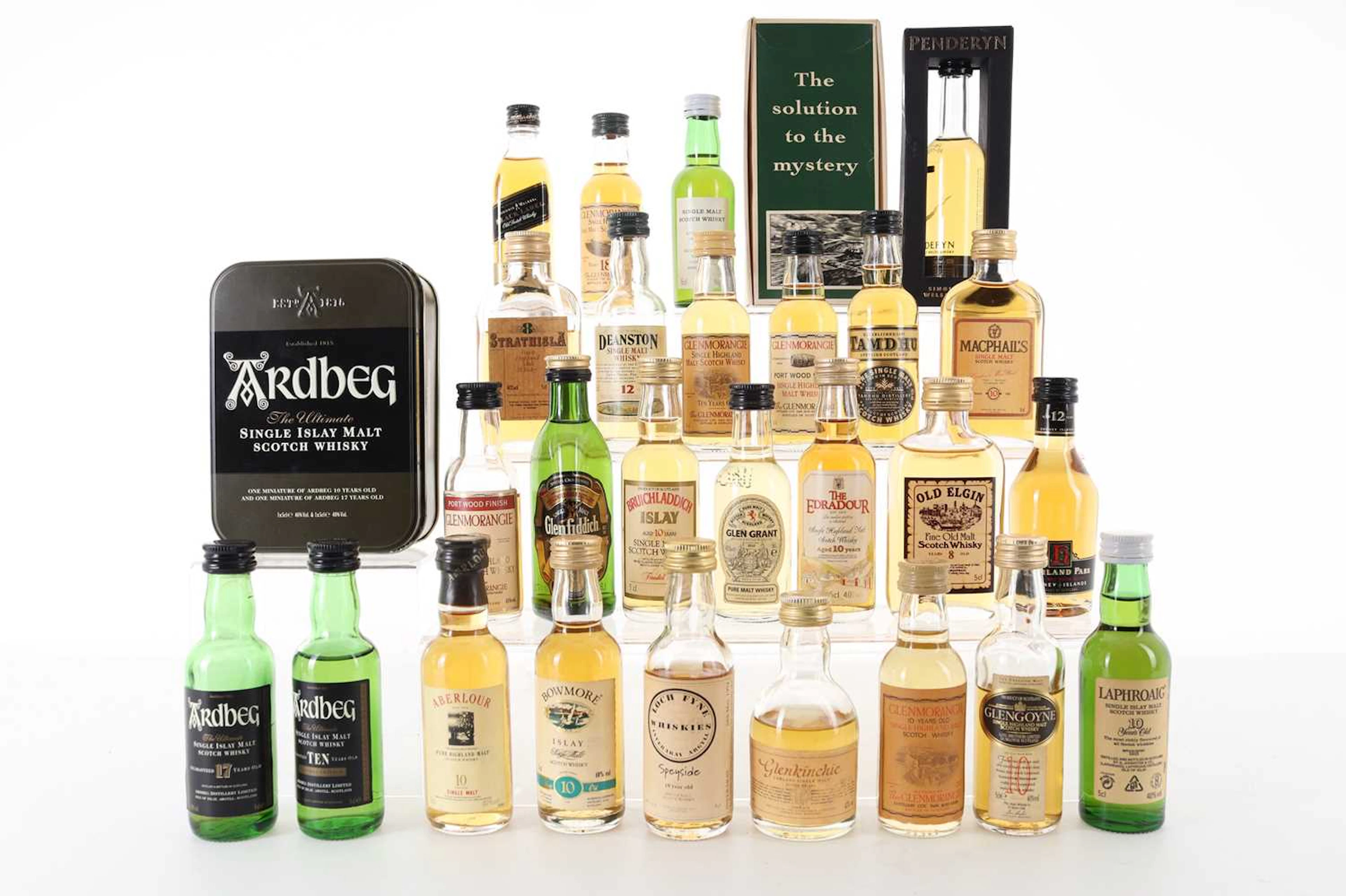 TWENTY SIX ASSORTED WHISKY MINIATURES INCLUDING BOWMORE 10 YEAR OLD