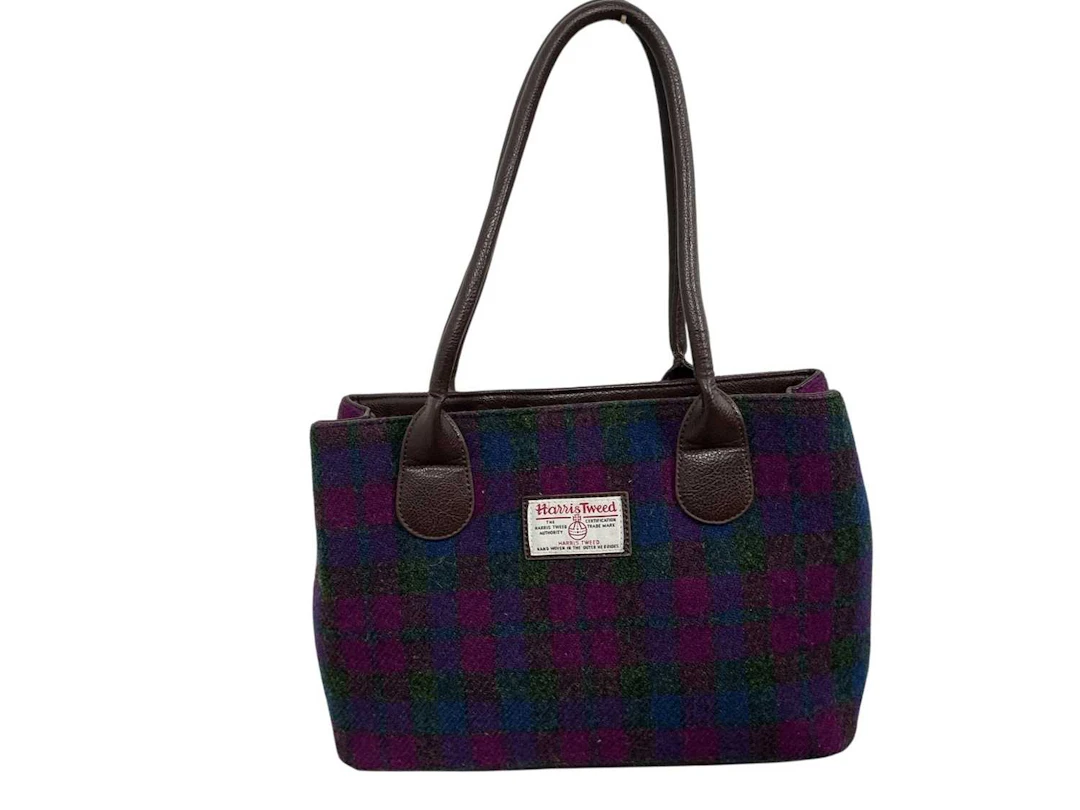COLLECTION OF HARRIS TWEED HANDBAGS AND PURSES EARLY 21ST CENTURY