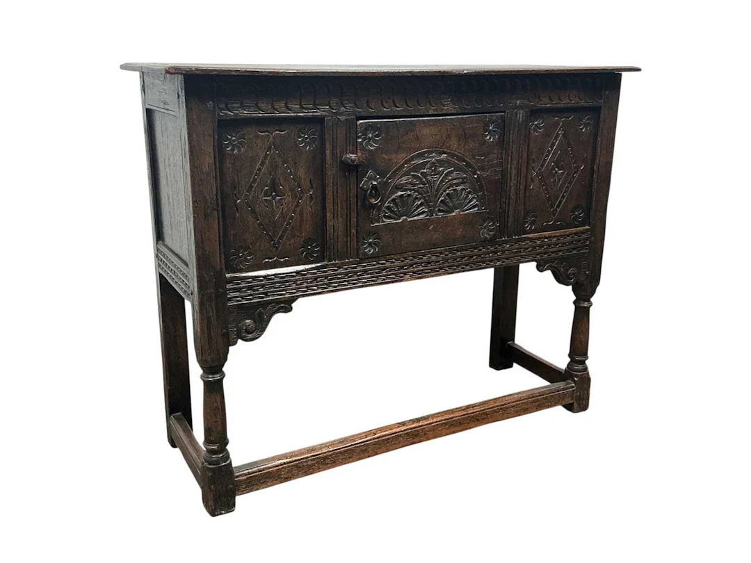 OAK SIDE CABINET, IN A 17TH CENTURY STYLE MID 20TH CENTURY