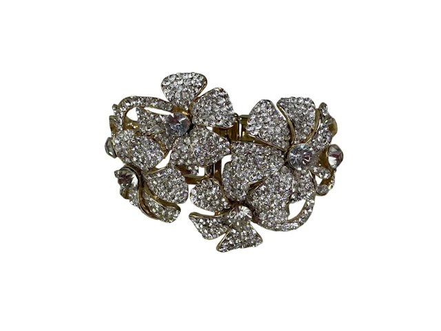 COLLECTION OF COSTUME JEWELLERY LATE 20TH CENTURY