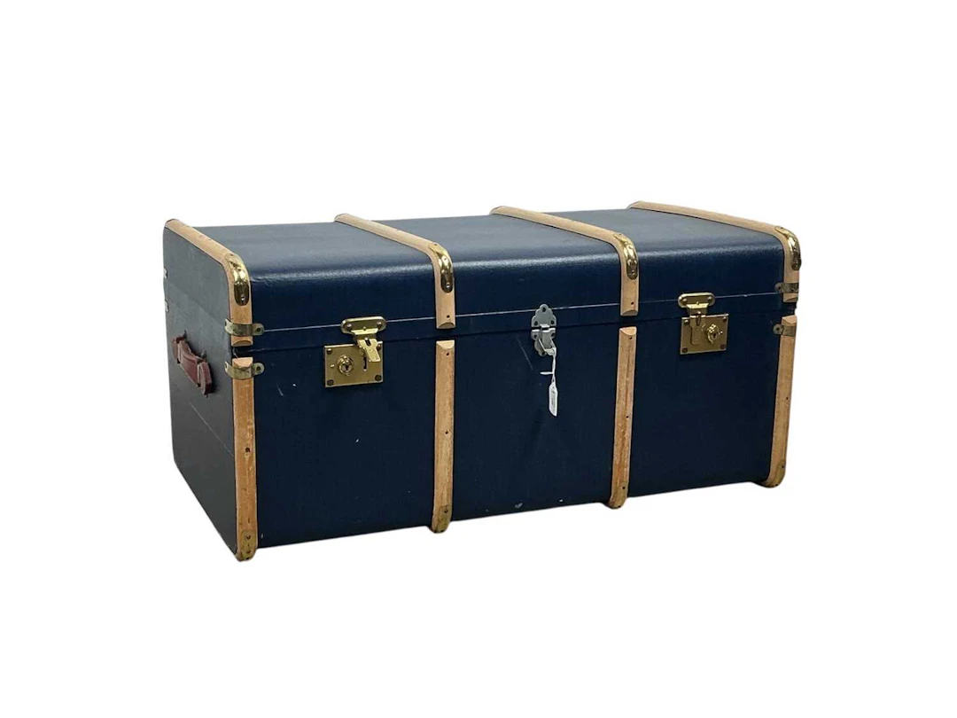 CABIN TRUNK LATE 20TH CENTURY
