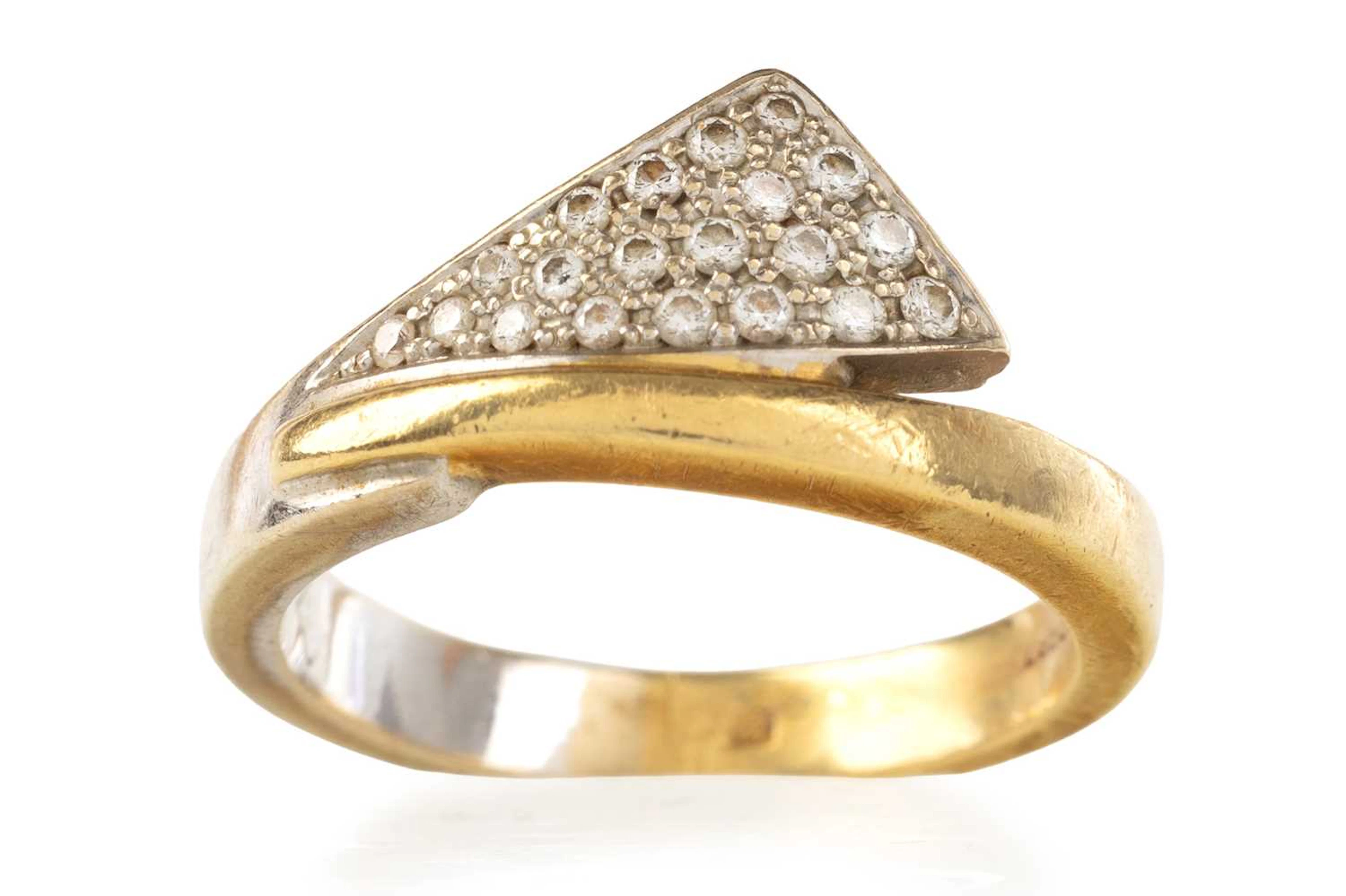 DIAMOND DRESS RING LATE 20TH CENTURY