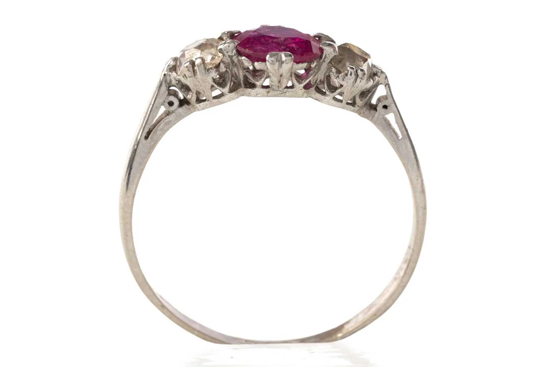 RUBY AND DIAMOND THREE STONE RING MID 20TH CENTURY