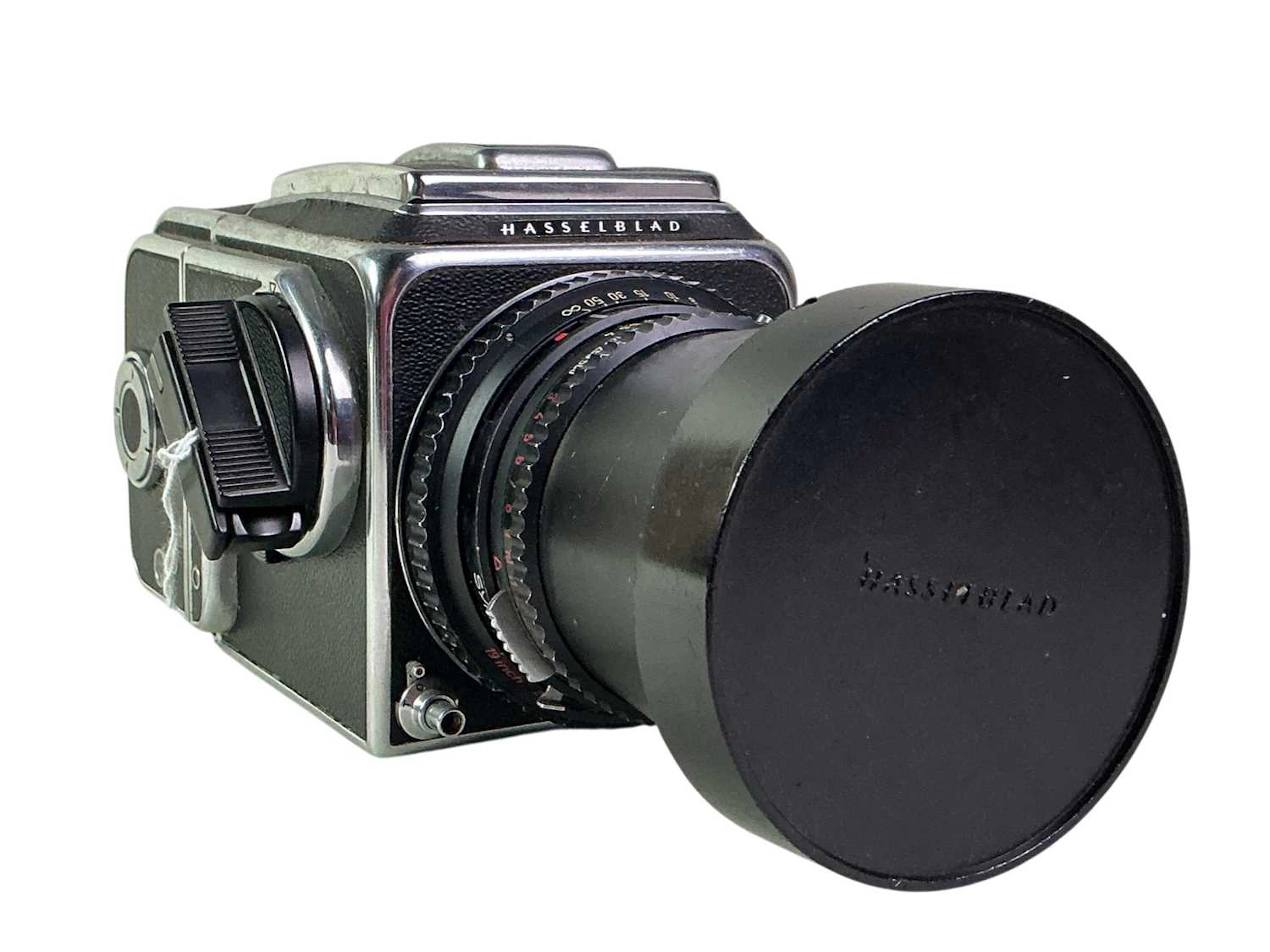 HASSELBLAD 500 CAMERA