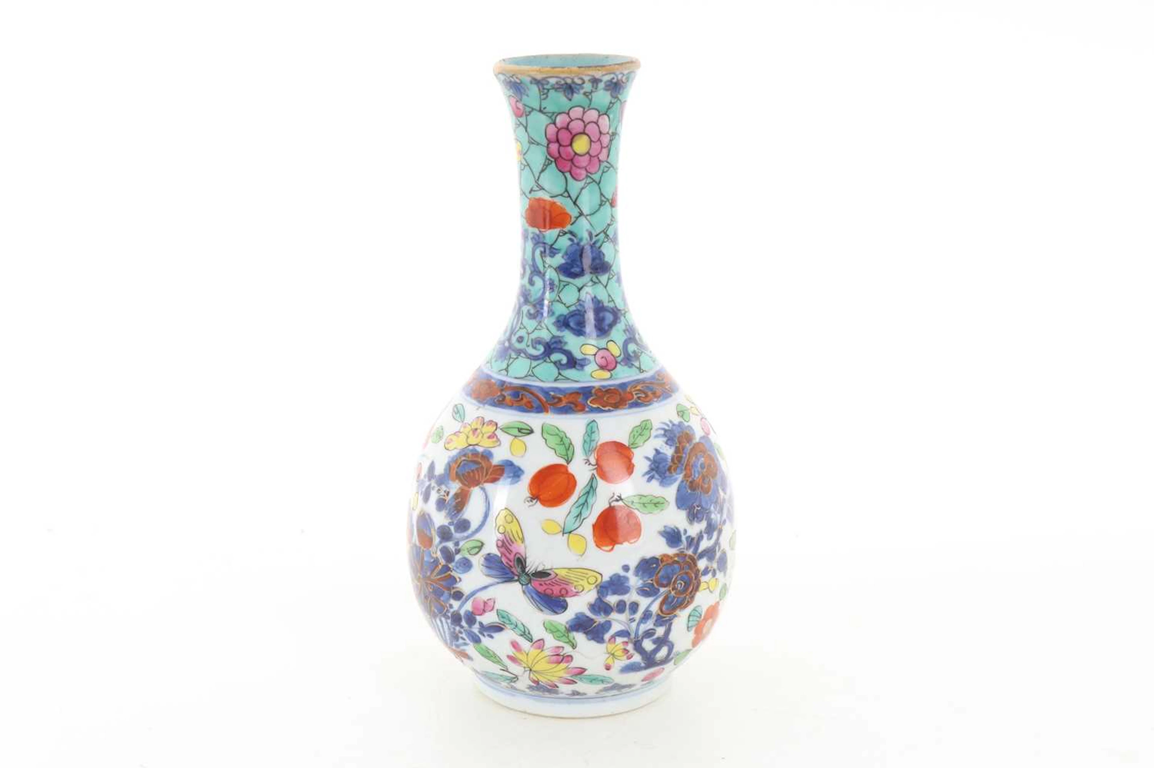 CHINESE PORCELAIN BOTTLE VASE, LATE 19TH CENTURY AND OTHER ITEMS