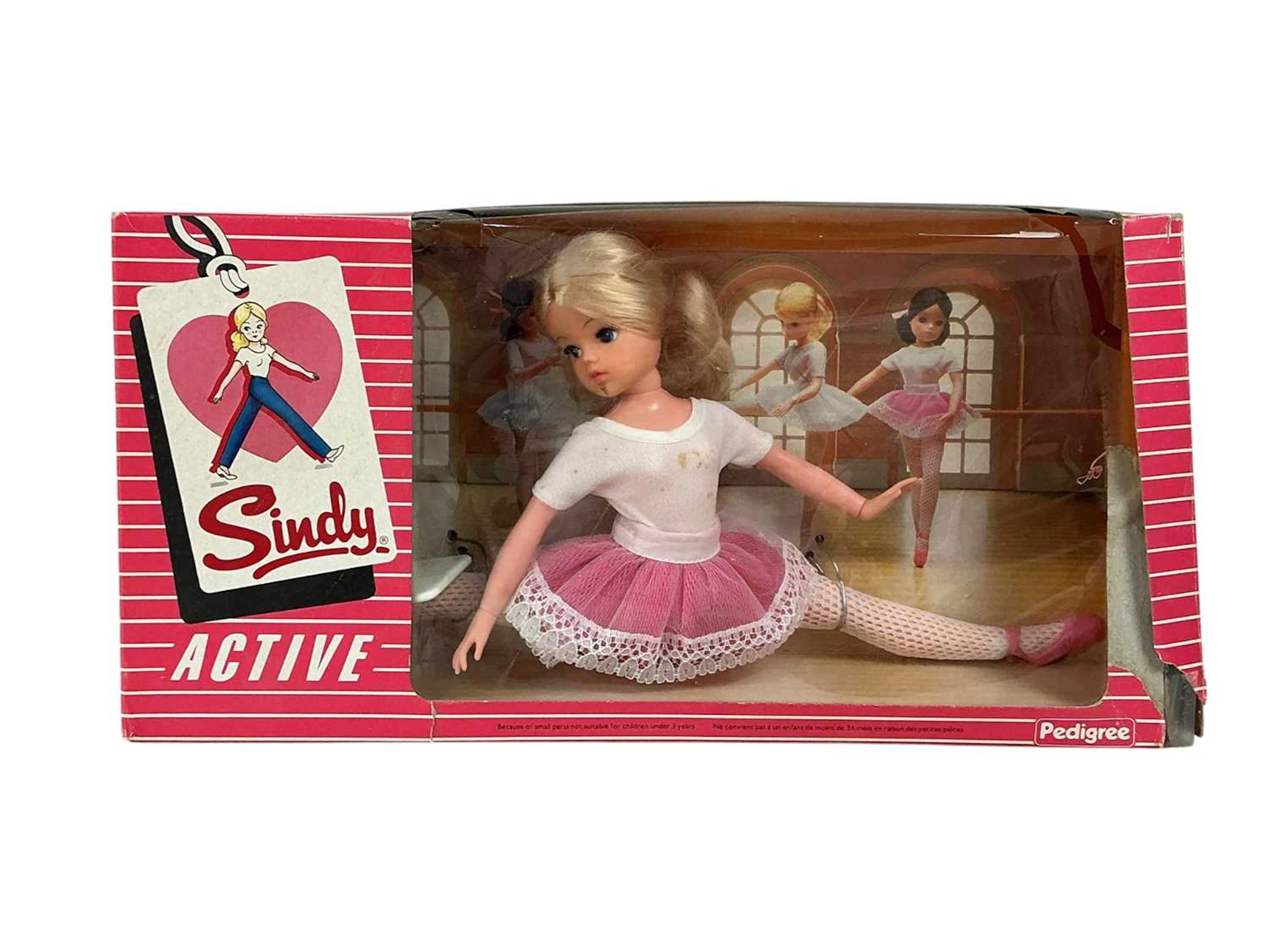 TWO SINDY ACTIVE BALLERINA DOLLS LATE 20TH CENTURY
