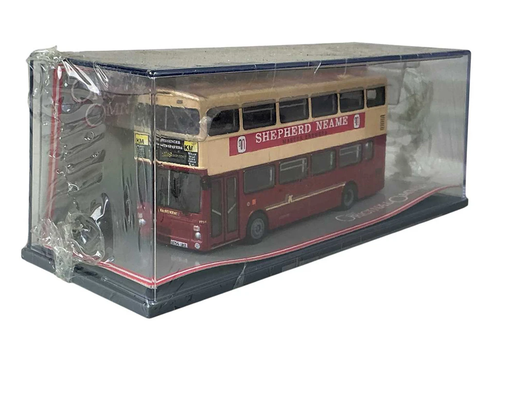 GROUP OF DIECAST MODEL BUSES EARLY 21ST CENTURY