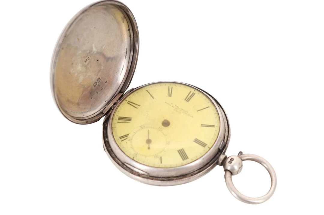 SILVER HUNTER CASED POCKET WATCH LATE 19TH/EARLY 20TH CENTURY