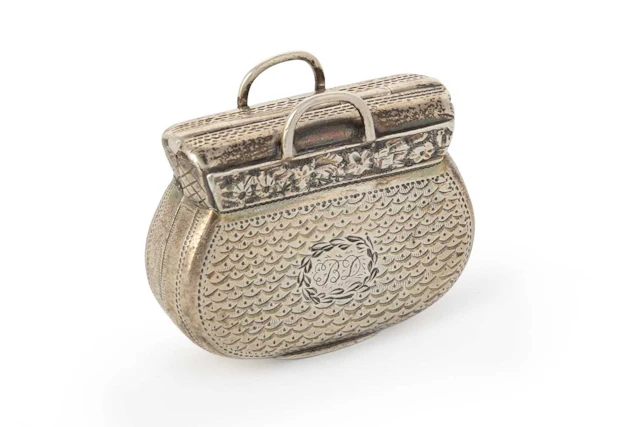 GEORGE III SILVER VINAIGRETTE MAKER JOHN SHAW, BIRMINGHAM 1819