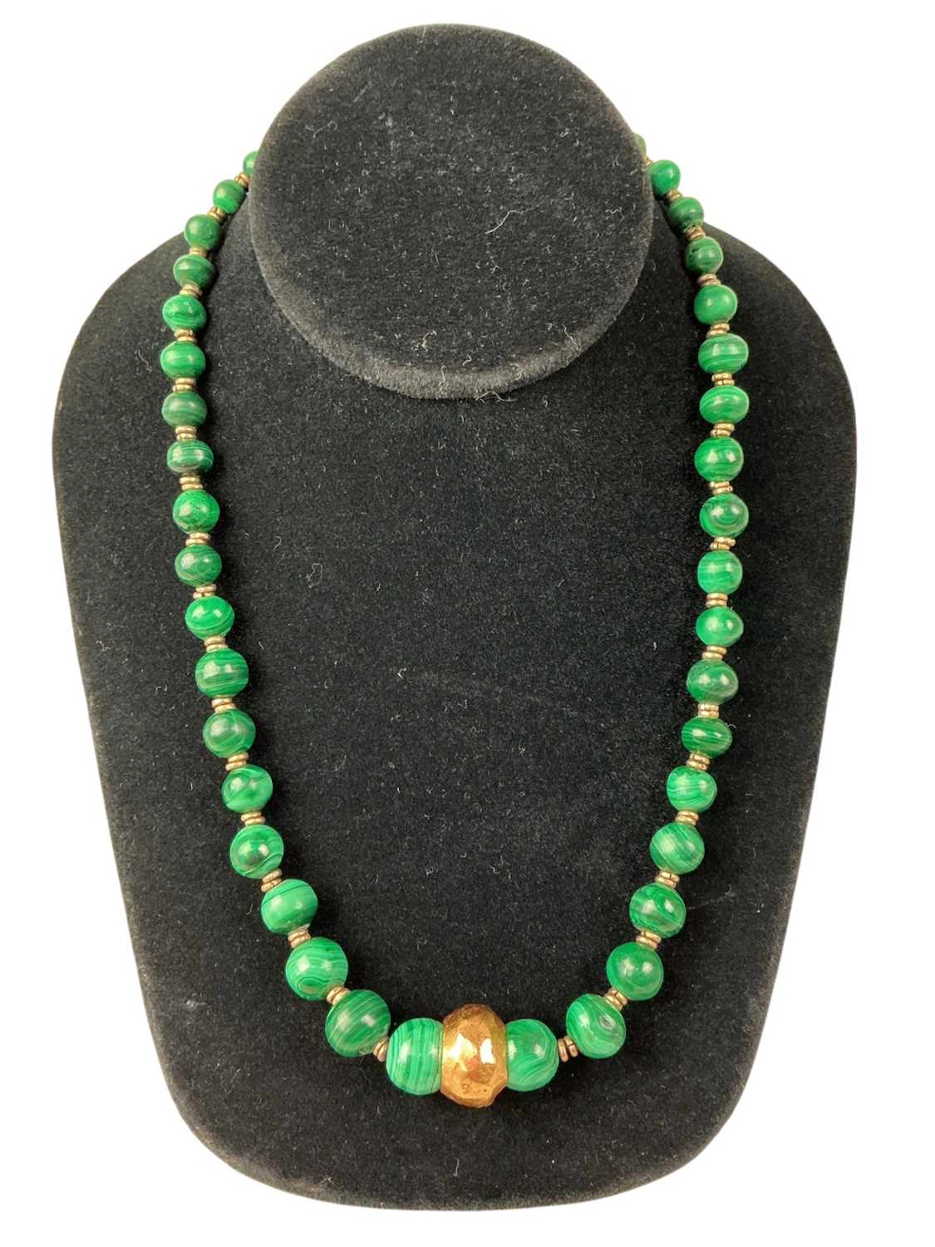MALACHITE BEAD NECKLACE MID/LATE 20TH CENTURY