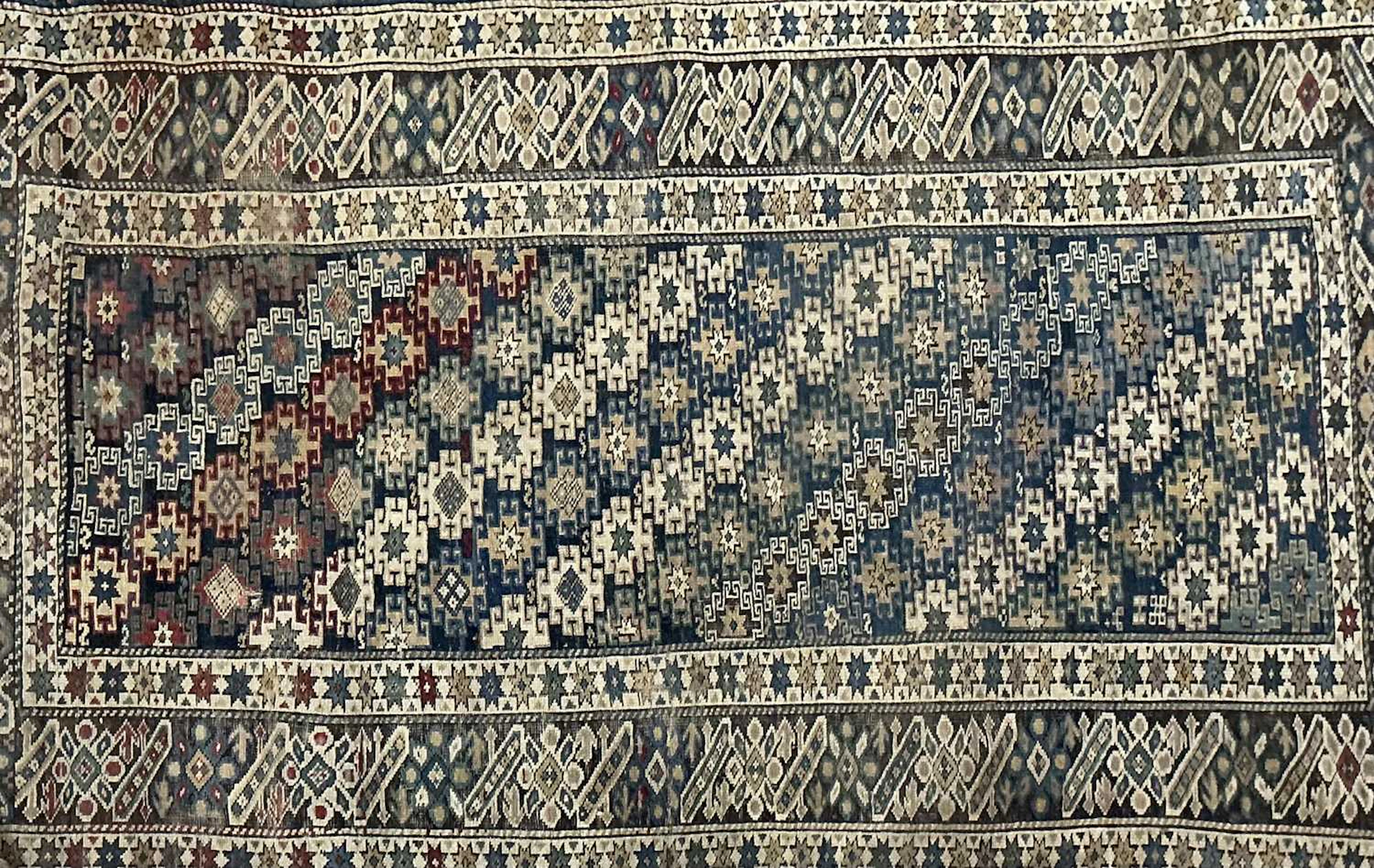 SHIRVAN RUG MID 20TH CENTURY