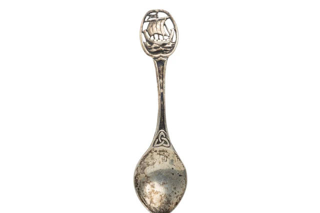 ALEXANDER RITCHIE IONA CELTIC ARTS SILVER SPOON ASSAYED BIRMINGHAM 1935