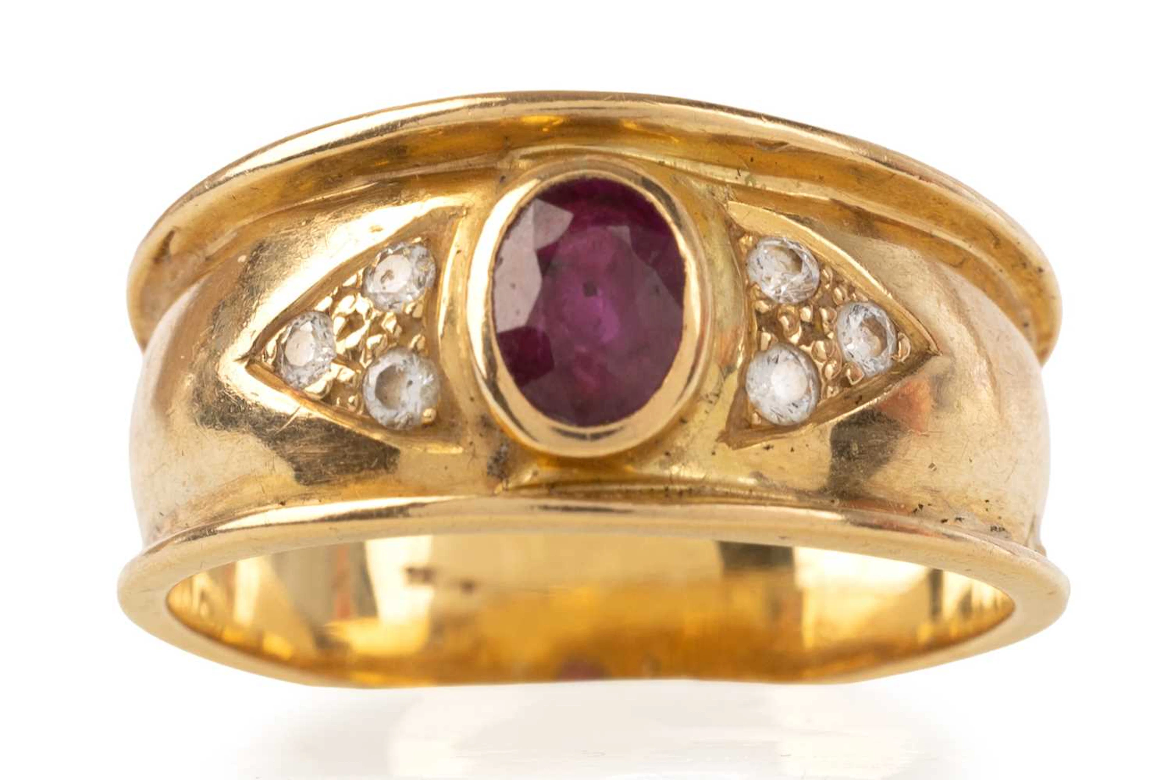 RUBY AND DIAMOND RING EARLY 21ST CENTURY