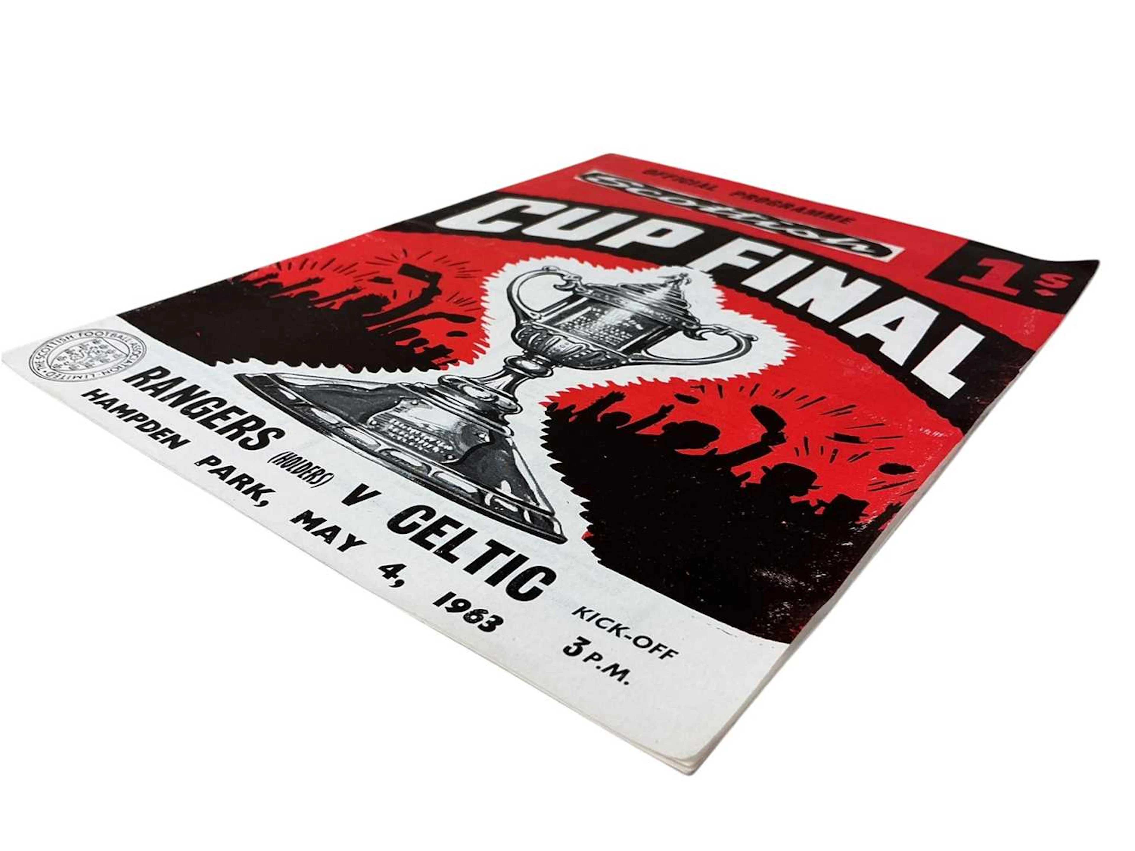 GROUP OF VINTAGE FOOTBALL PROGRAMMES MID 20TH CENTURY