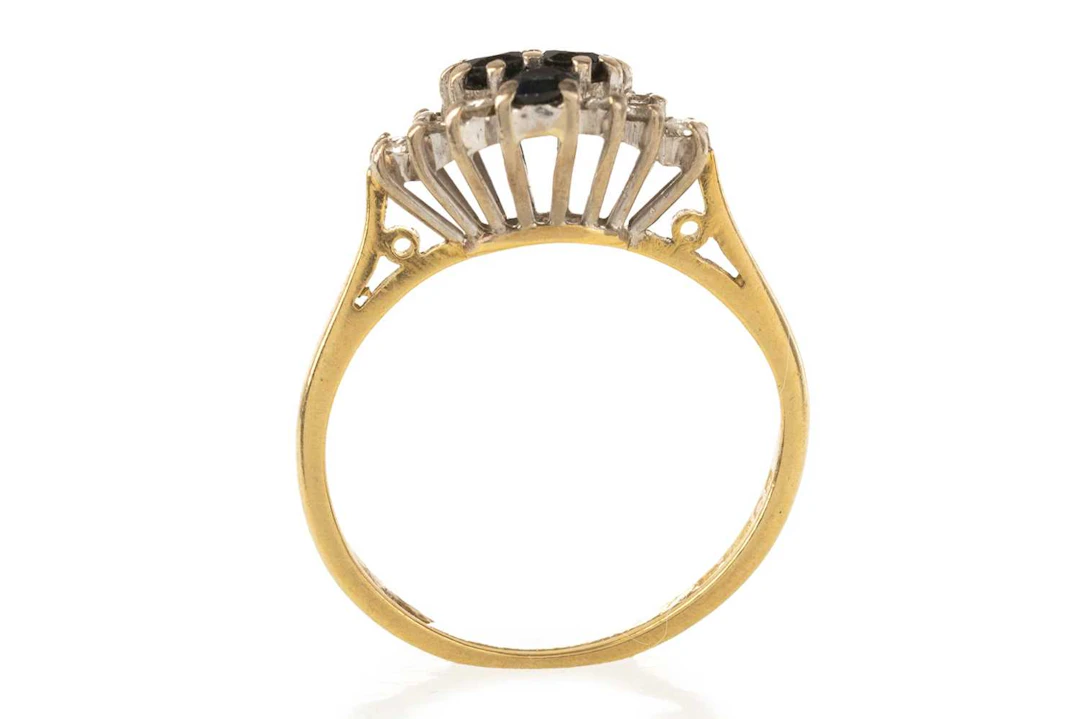 SAPPHIRE AND DIAMOND DRESS RING LATE 20TH CENTURY