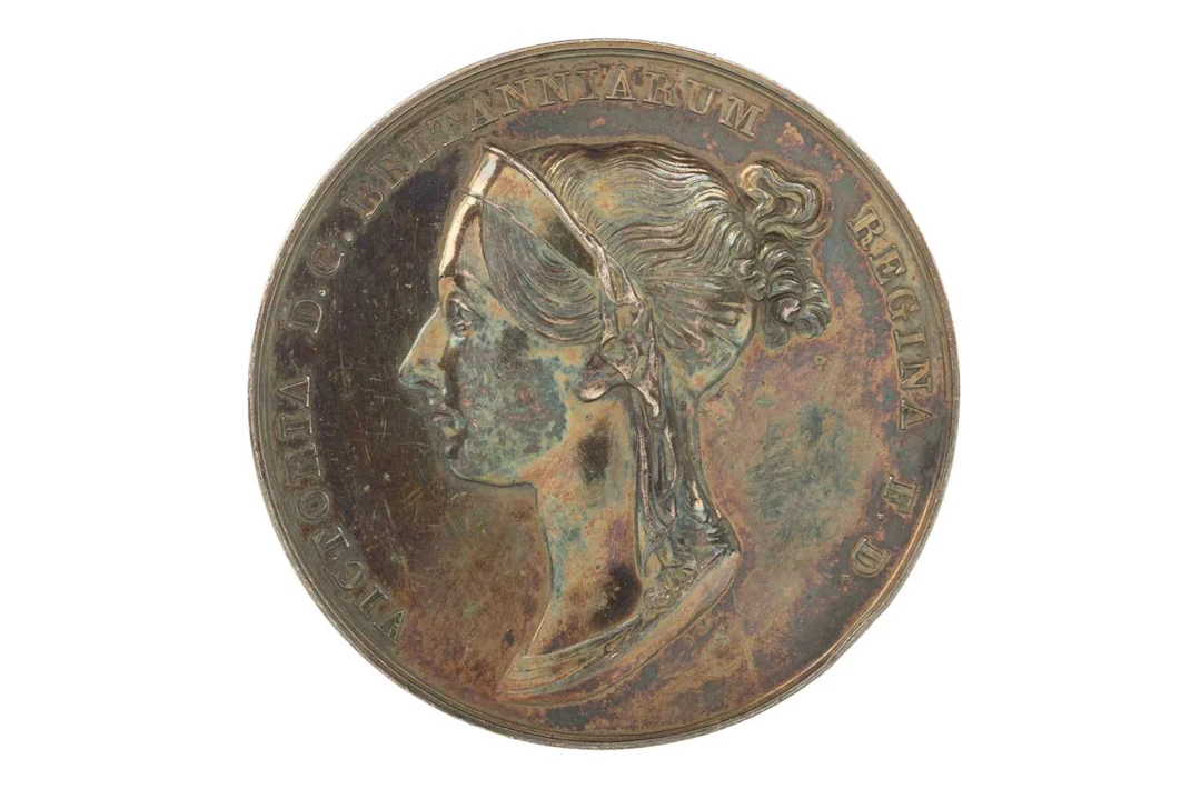 VICTORIA SILVER CORONATION MEDAL 1838