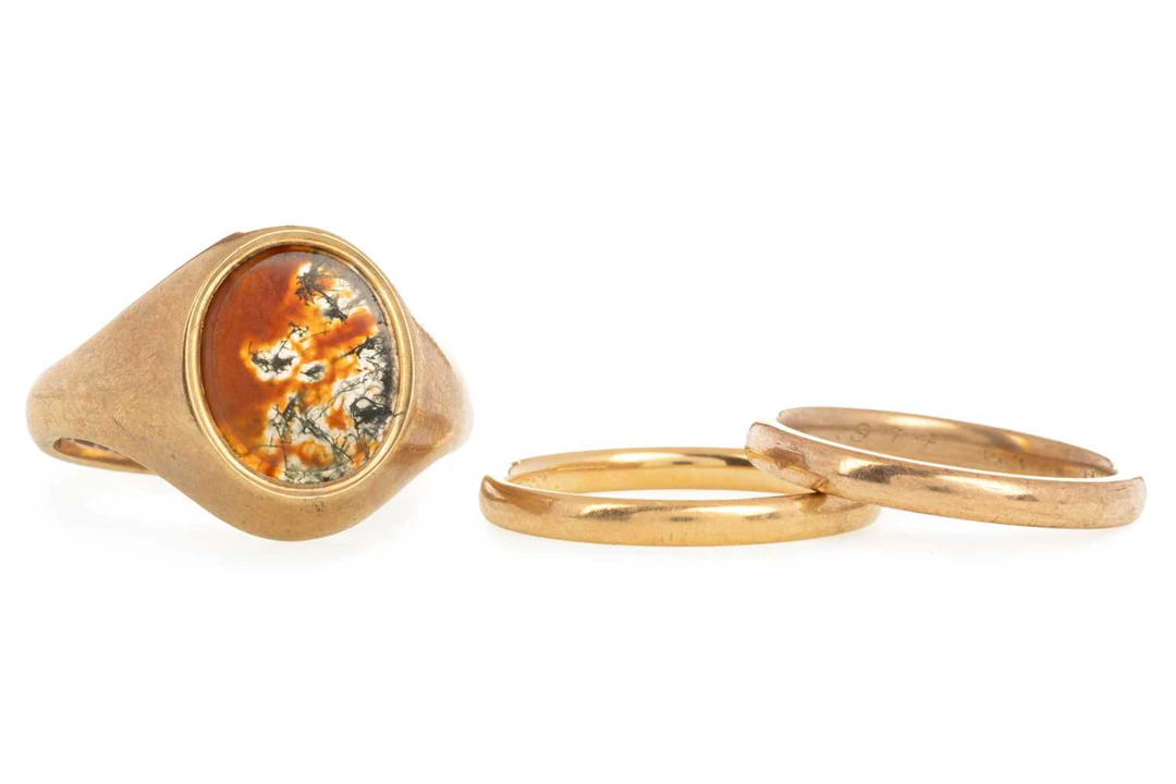 TWO GOLD WEDDING RINGS AND A SIGNET RING MID/LATE 20TH CENTURY