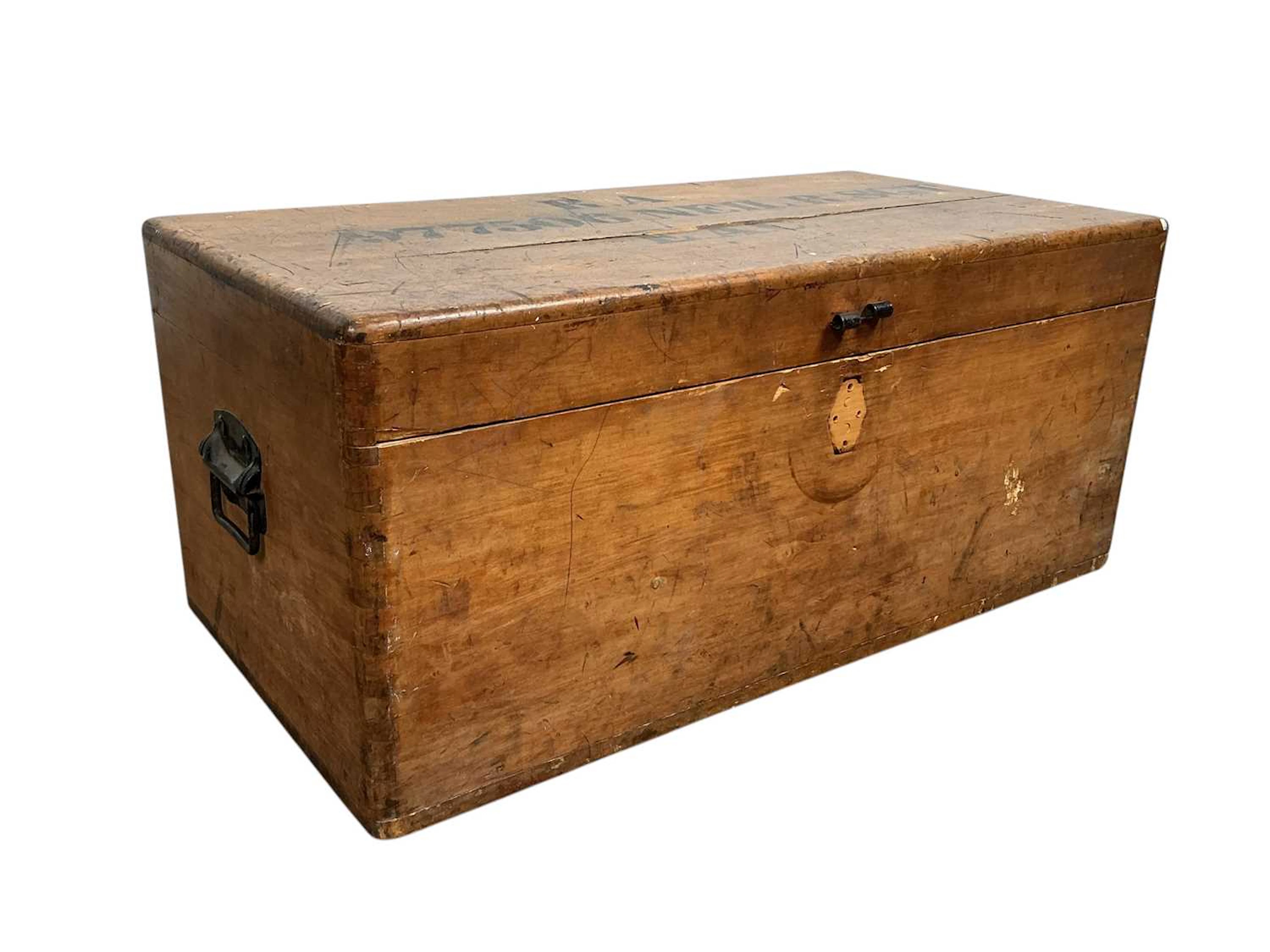 VINTAGE MILITARY STORAGE CHEST EARLY 20TH CENTURY
