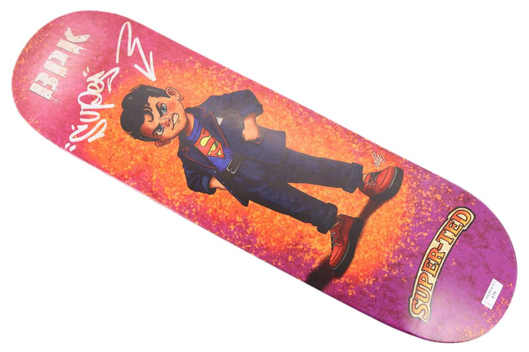 JAMIE JONES SUPER-TED