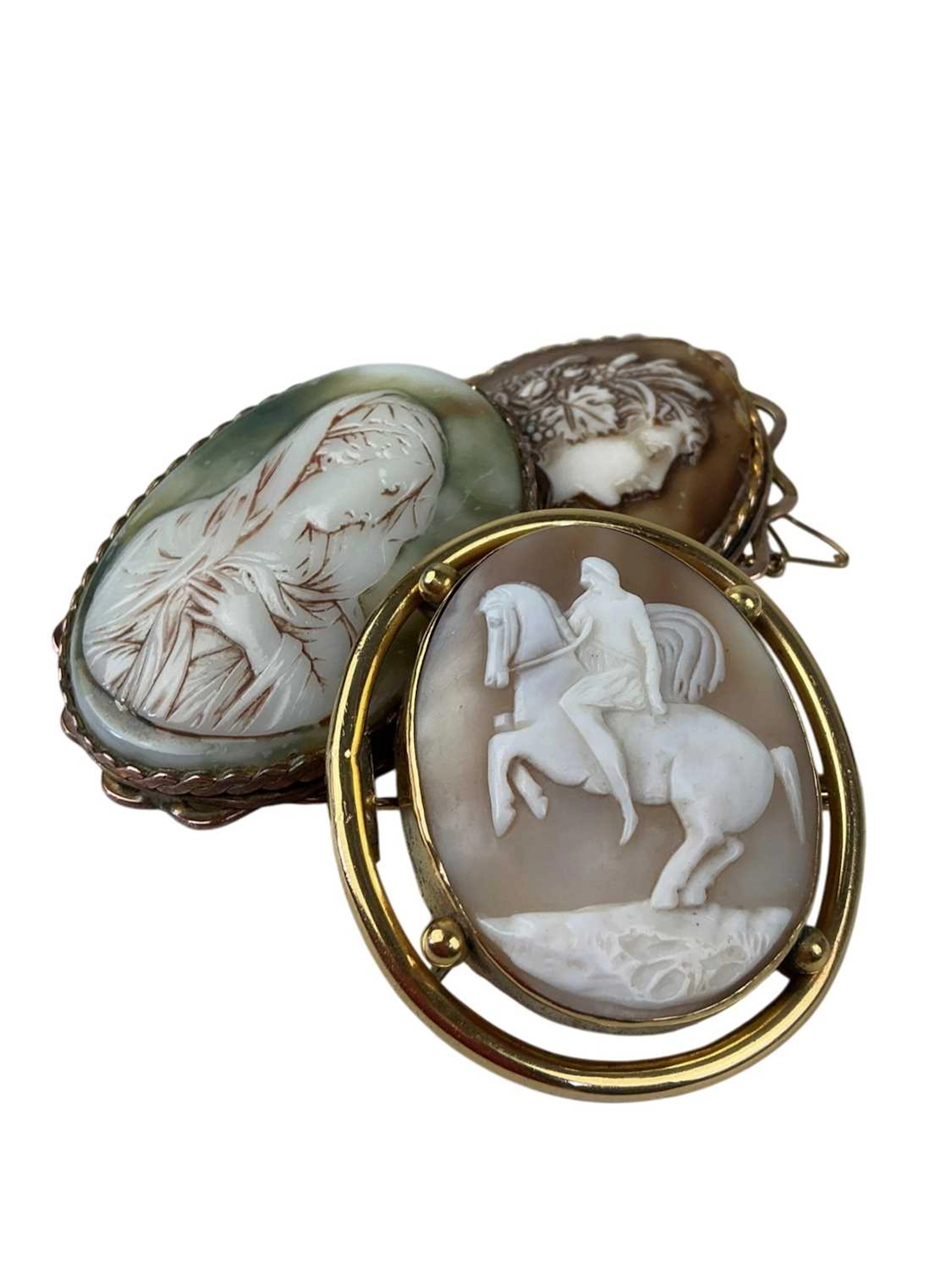 THREE VICTORIAN CAMEO BROCHES LATE 19TH CENTURY