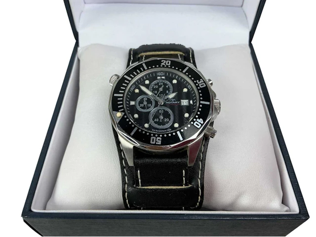 COLLECTION OF MODERN GENT'S FASHION WATCHES EARLY 21ST CENTURY