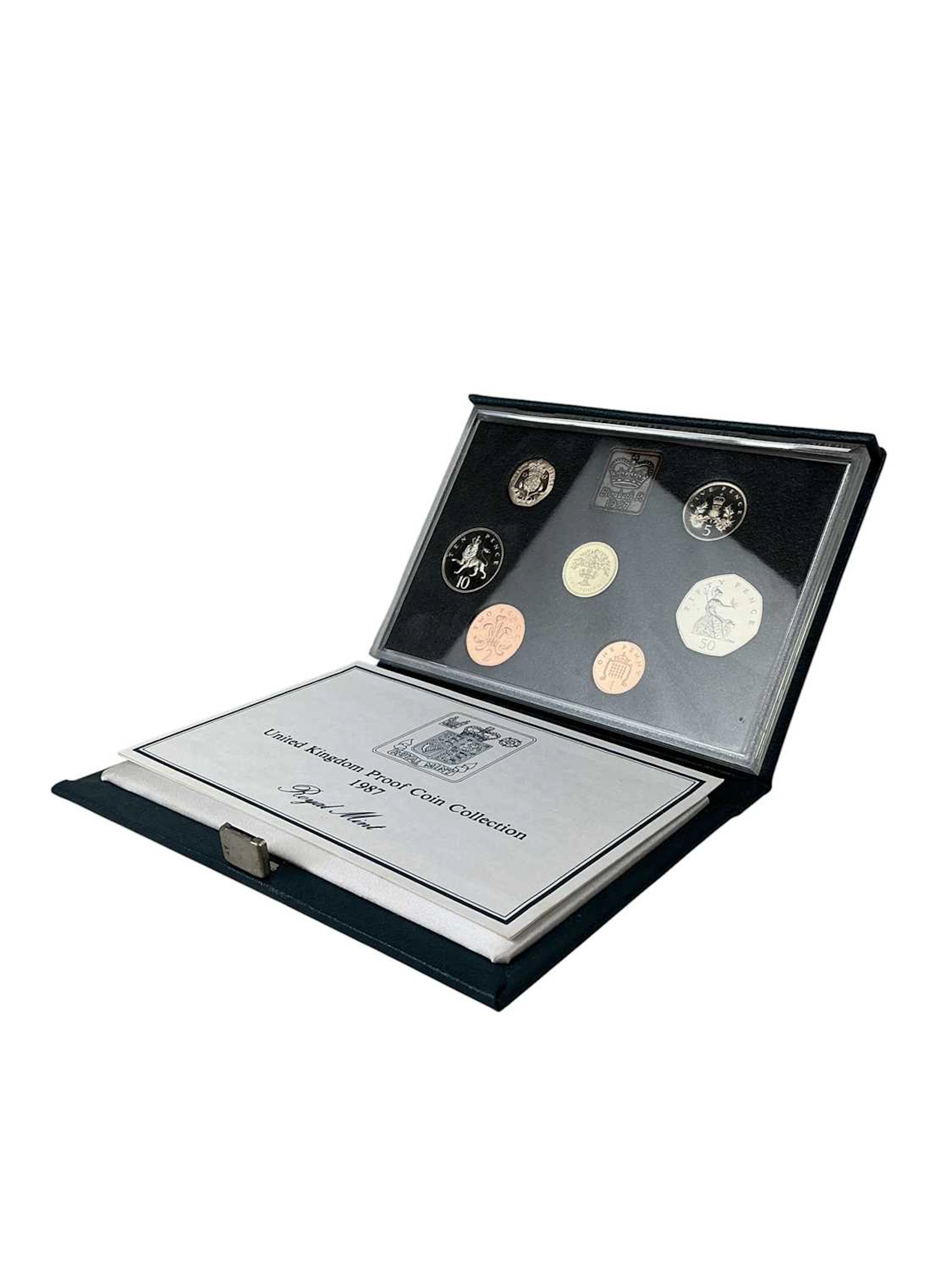 COLLECTION OF BRITISH COMMEMORATIVE COIN SETS