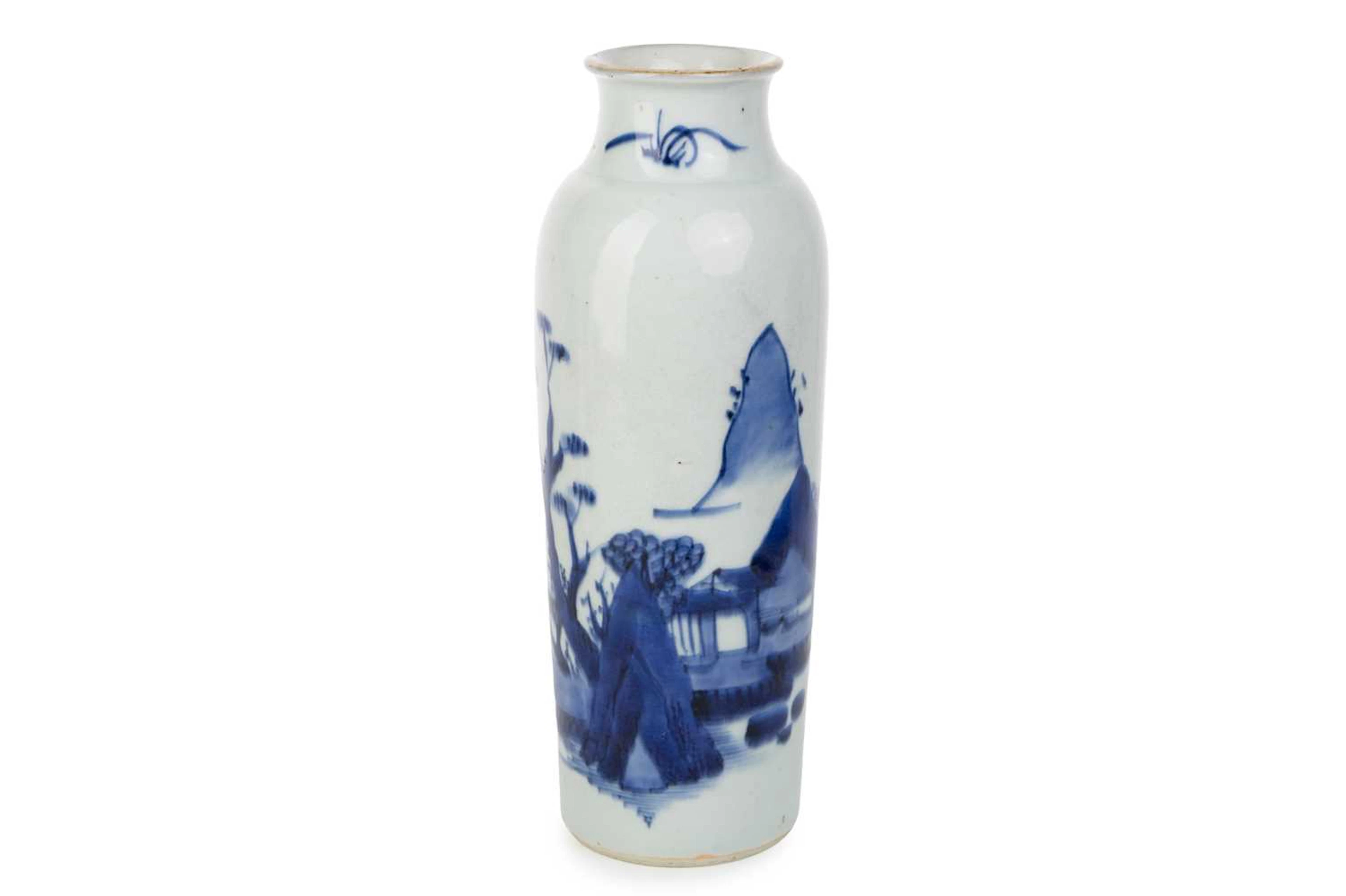 CHINESE BLUE AND WHITE SLEEVE VASE KANGXI PERIOD (1662-1722)