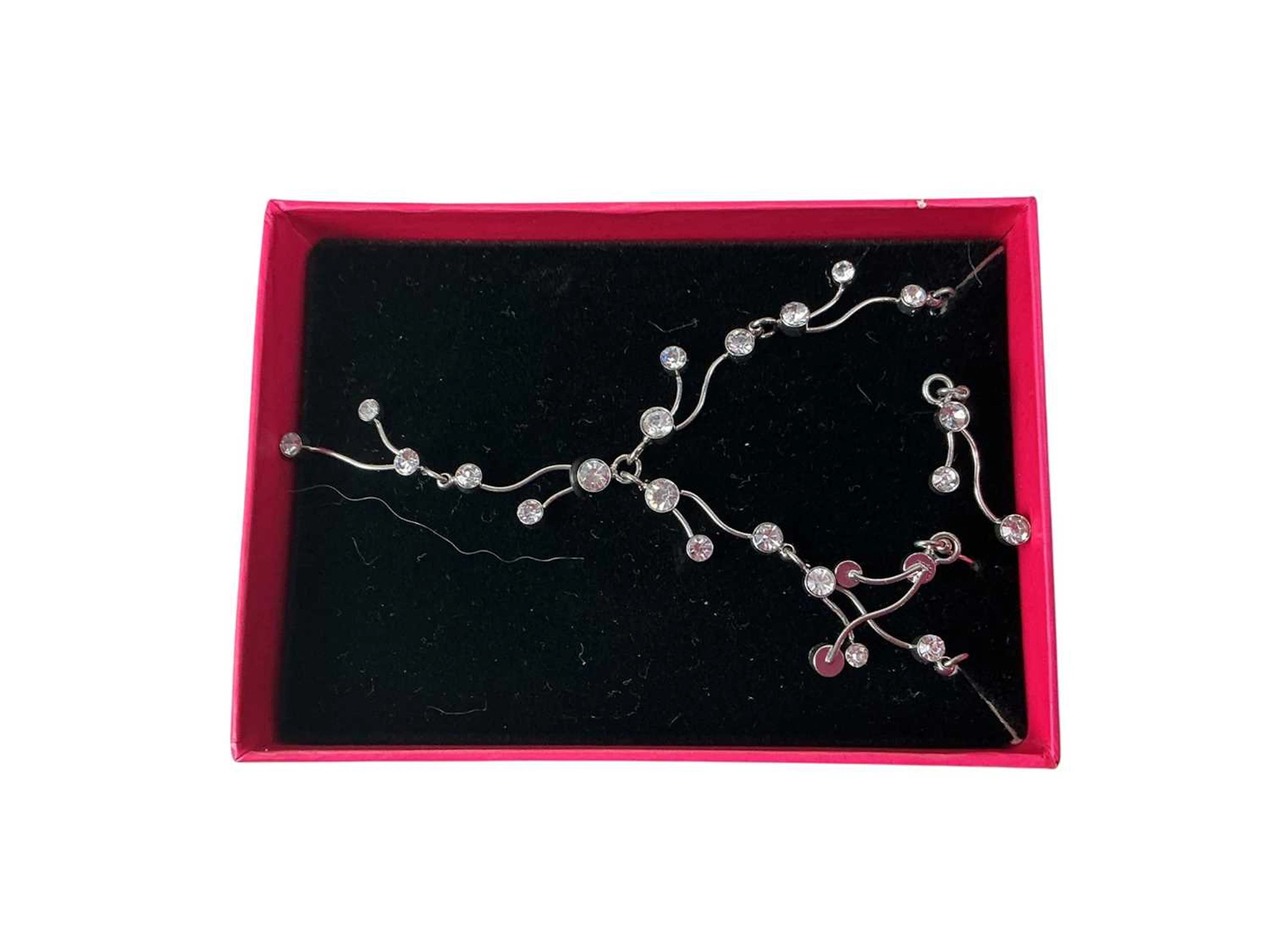 COLLECTION OF COSTUME JEWELLERY LATE 20TH CENTURY