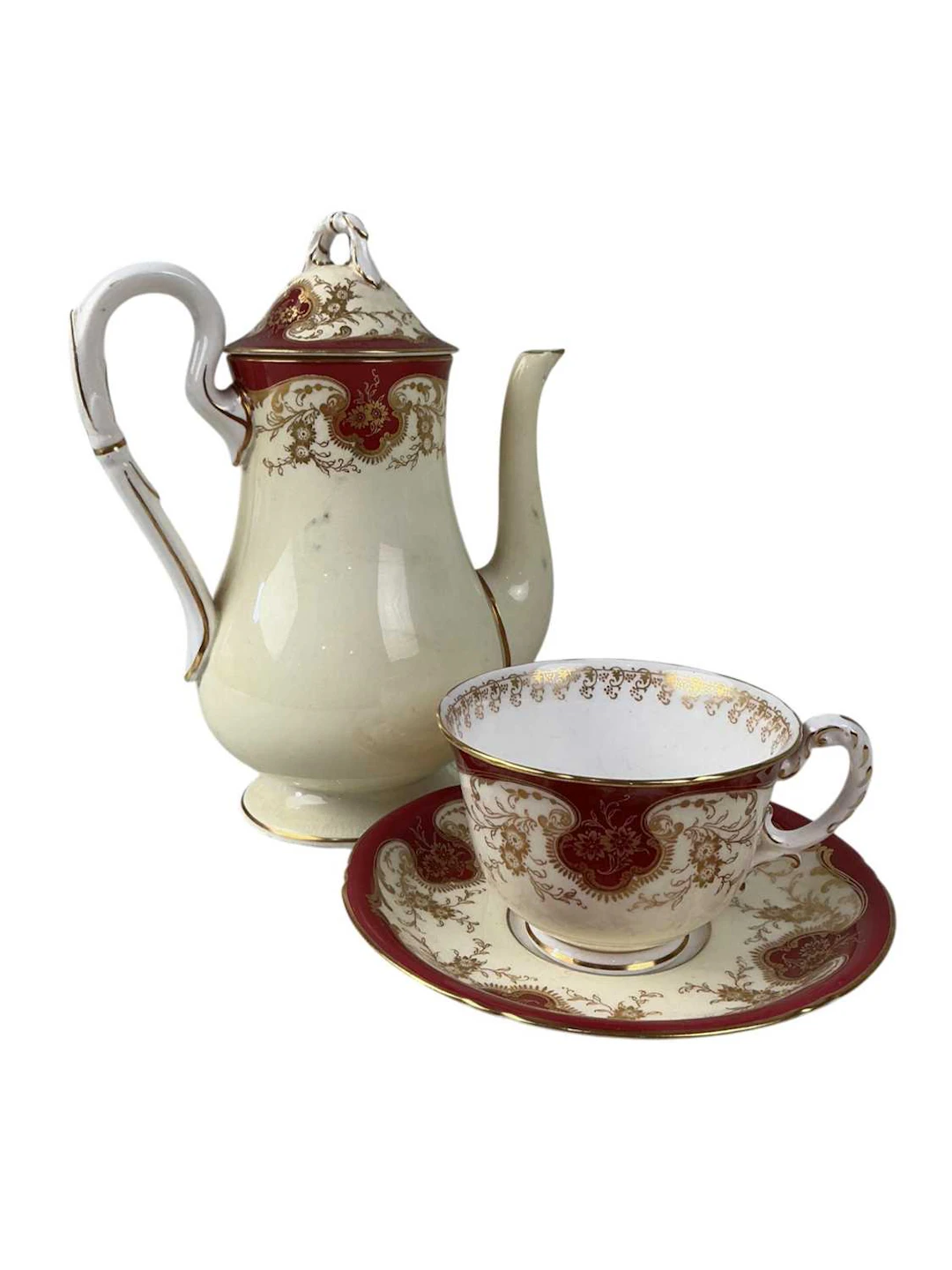 ROYAL WORCESTER TEA SERVICE, MID 20TH CENTURY ALONG WITH A CROWN STAFFORDSHIRE
