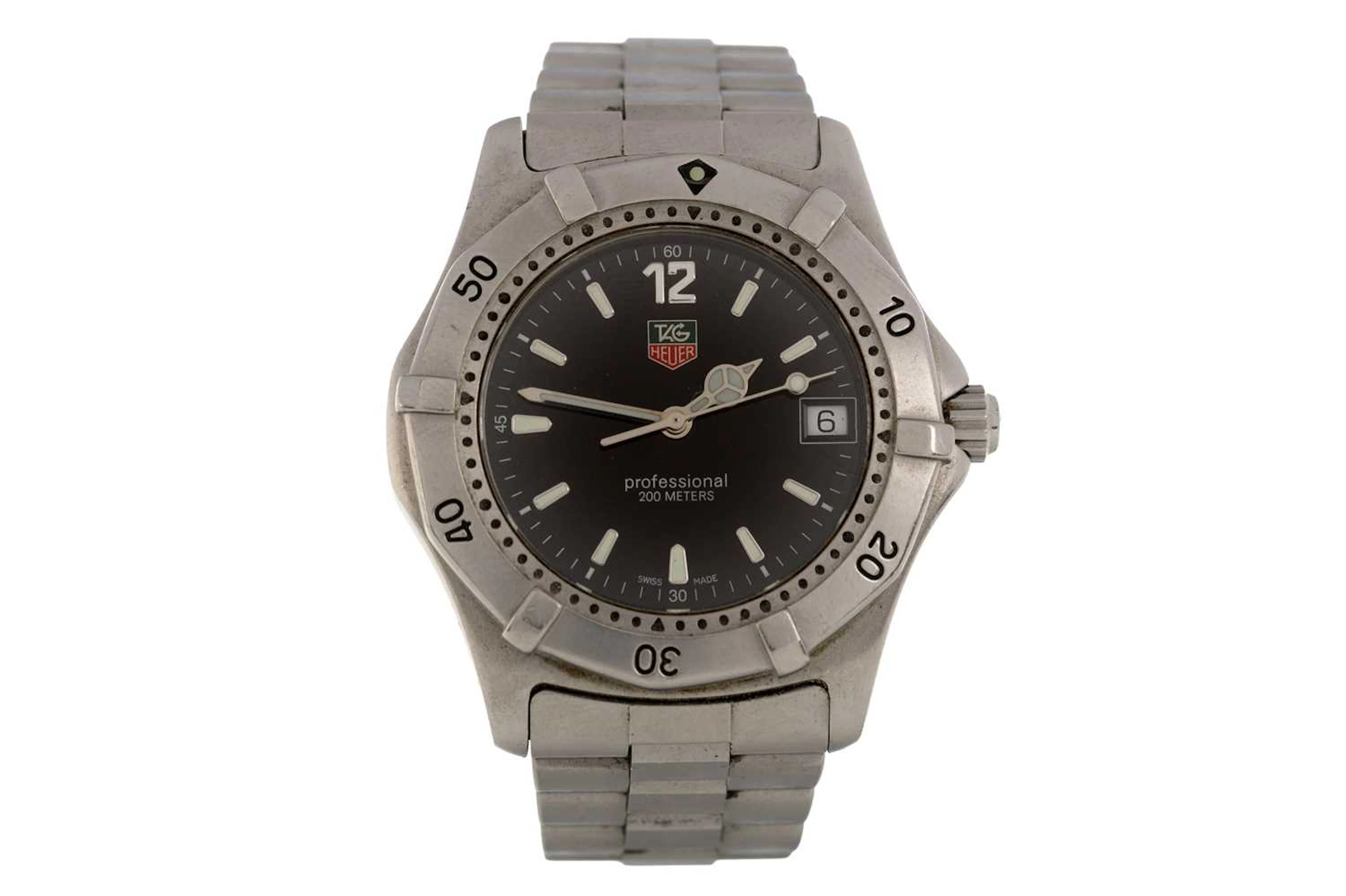 TAG HEUER PROFESSIONAL STAINLESS STEEL QUARTZ WRIST WATCH