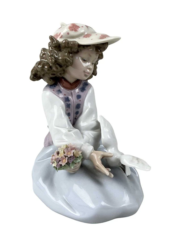 LLADRO FIGURE, LATE 20TH CENTURY AND THREE OTHER CERAMIC FIGURES
