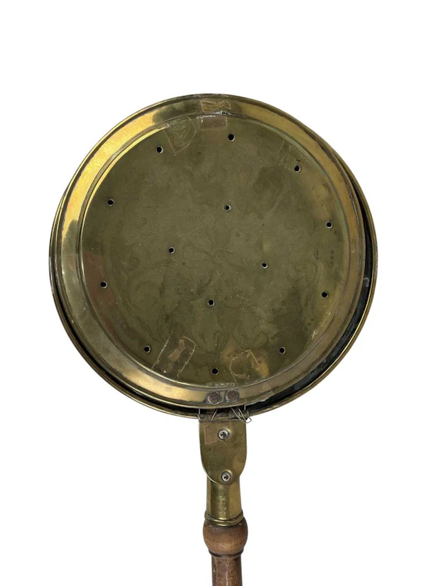 BRASS WARMING PAN AND SKIMMING SPOON LATE 19TH CENTURY